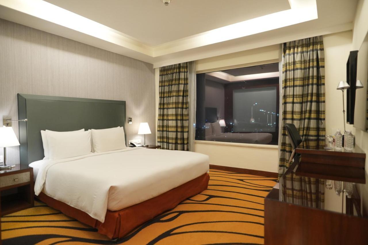 Terrace Suite with Lounge Access