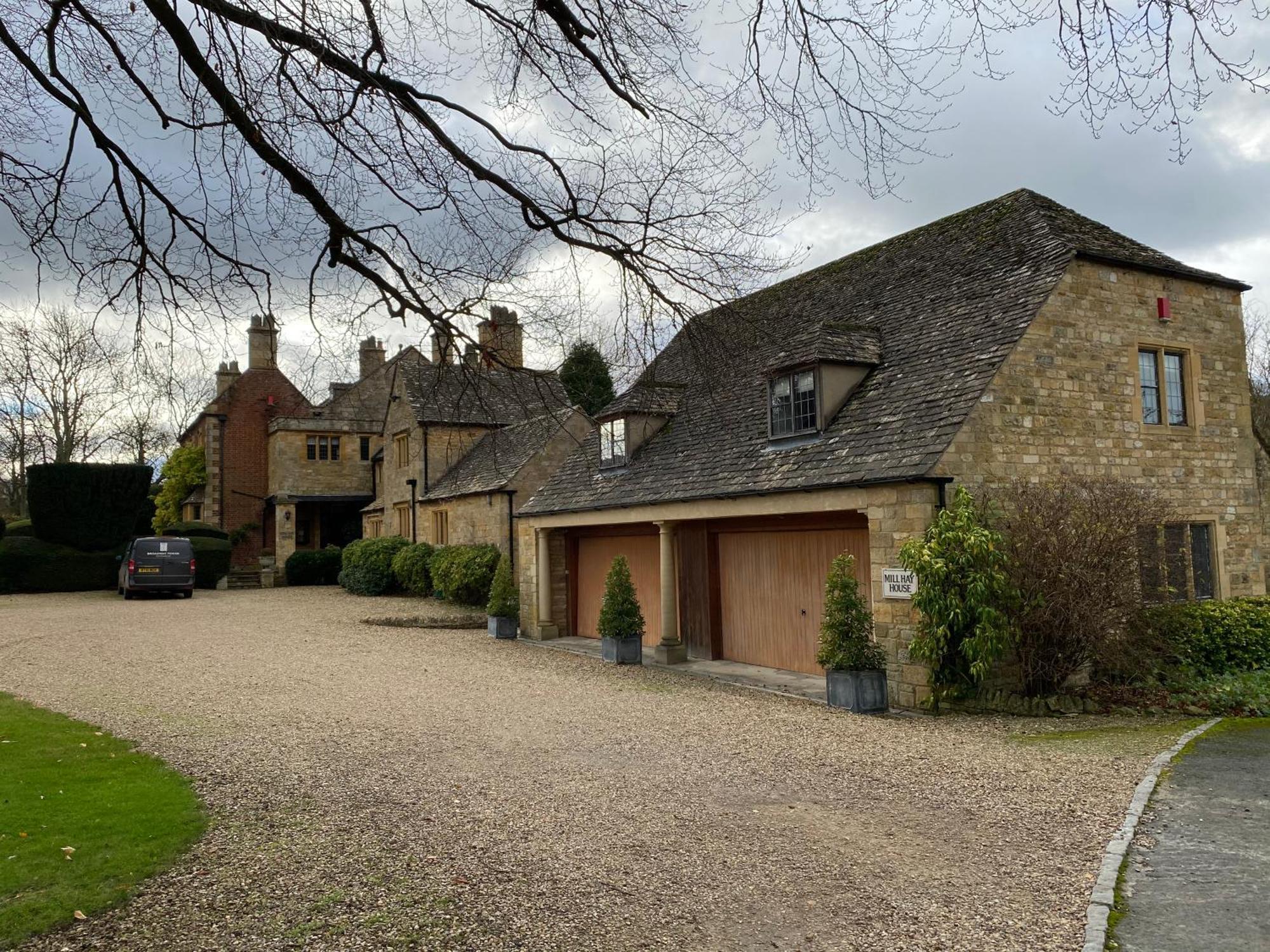 Two-Bedroom Apartment,1498959301:JPEG