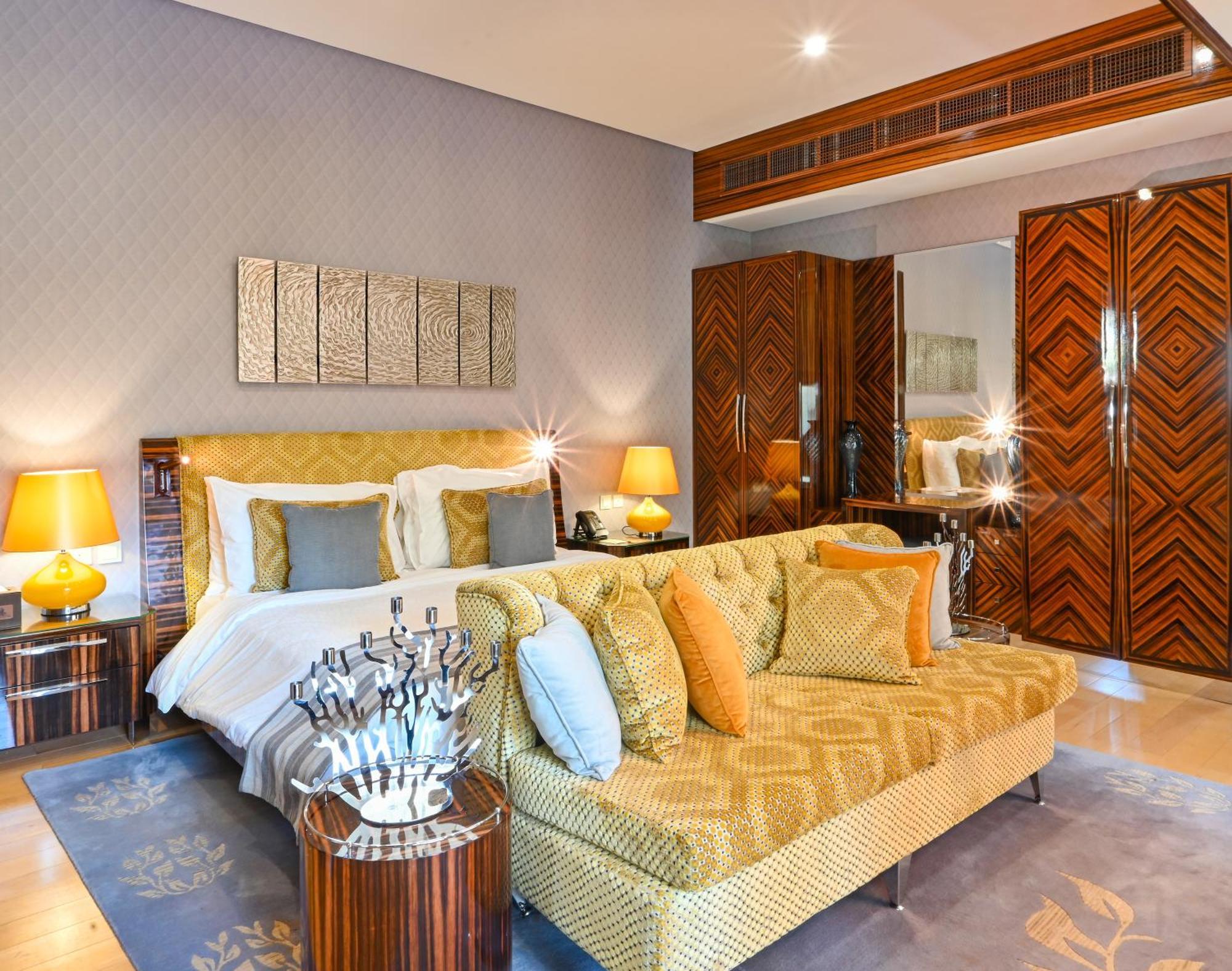 Three Suites Villa Sea View