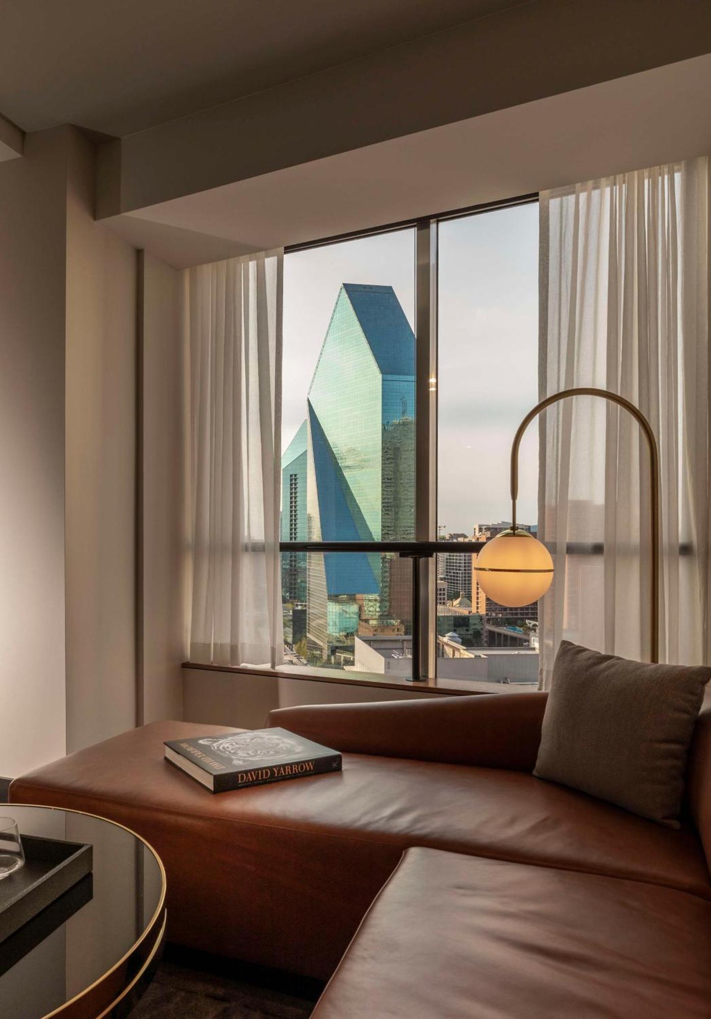 Corner Suite,1502786665:JPEG