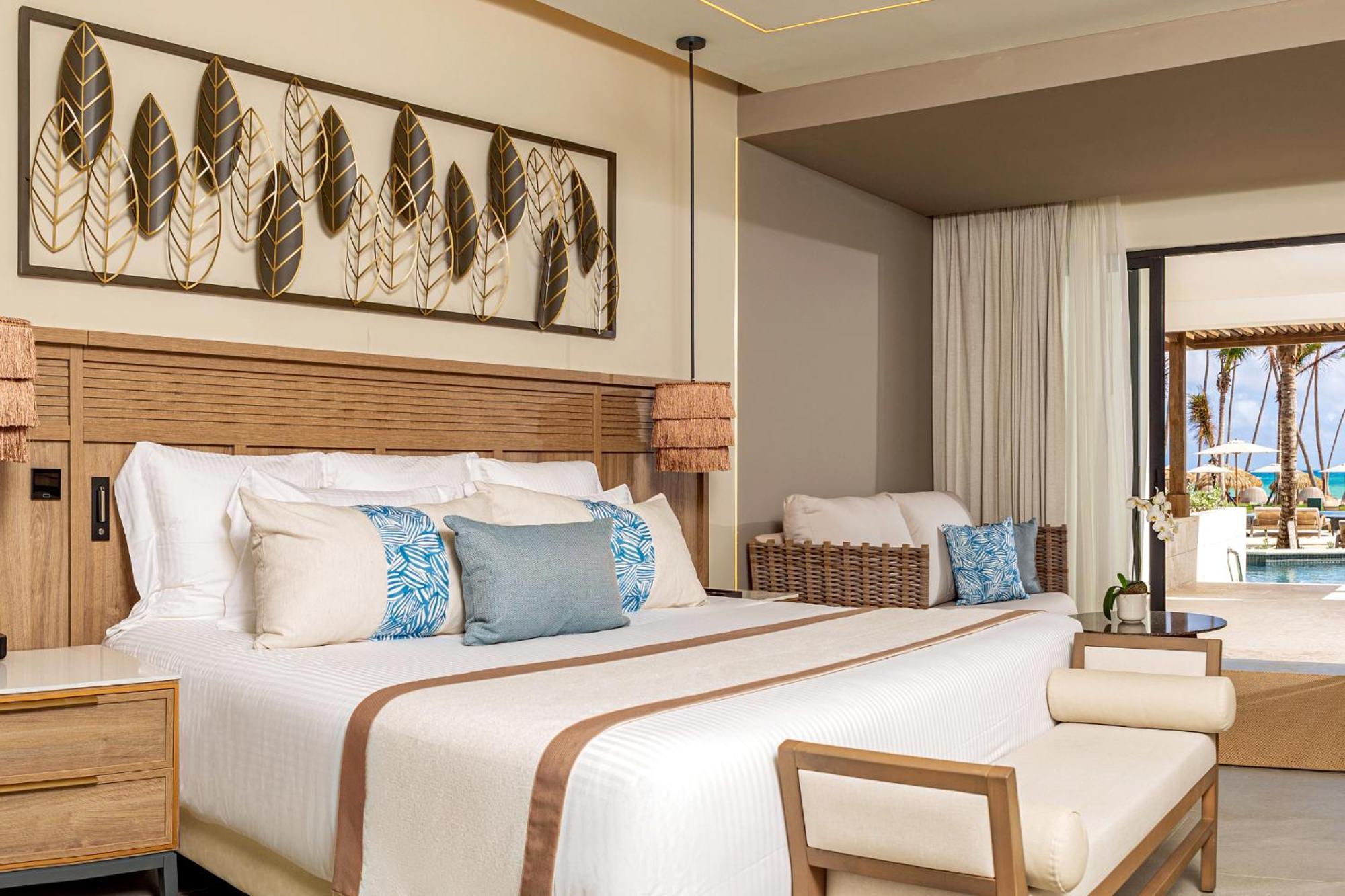 Preferred Club Jr Suite Ocean View King,1724871655:JPEG