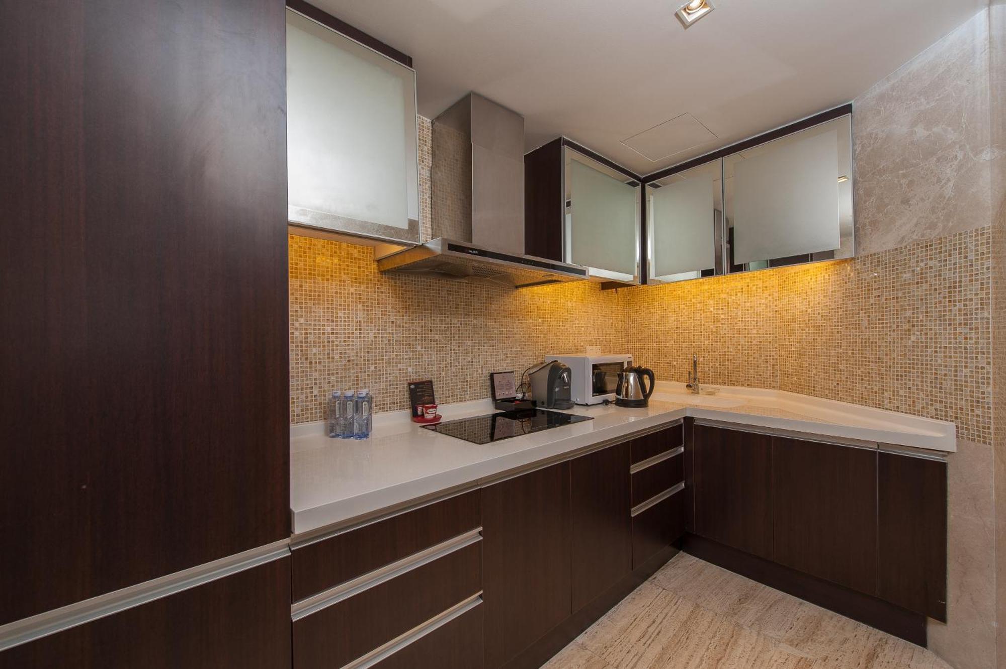 Grande Premiere Suite(Two Bed rooms one living room)