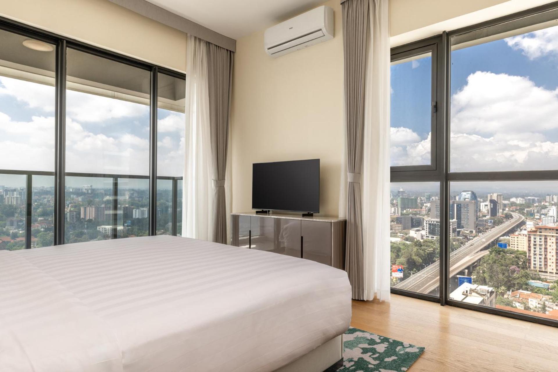 One Bedroom Deluxe Suite King