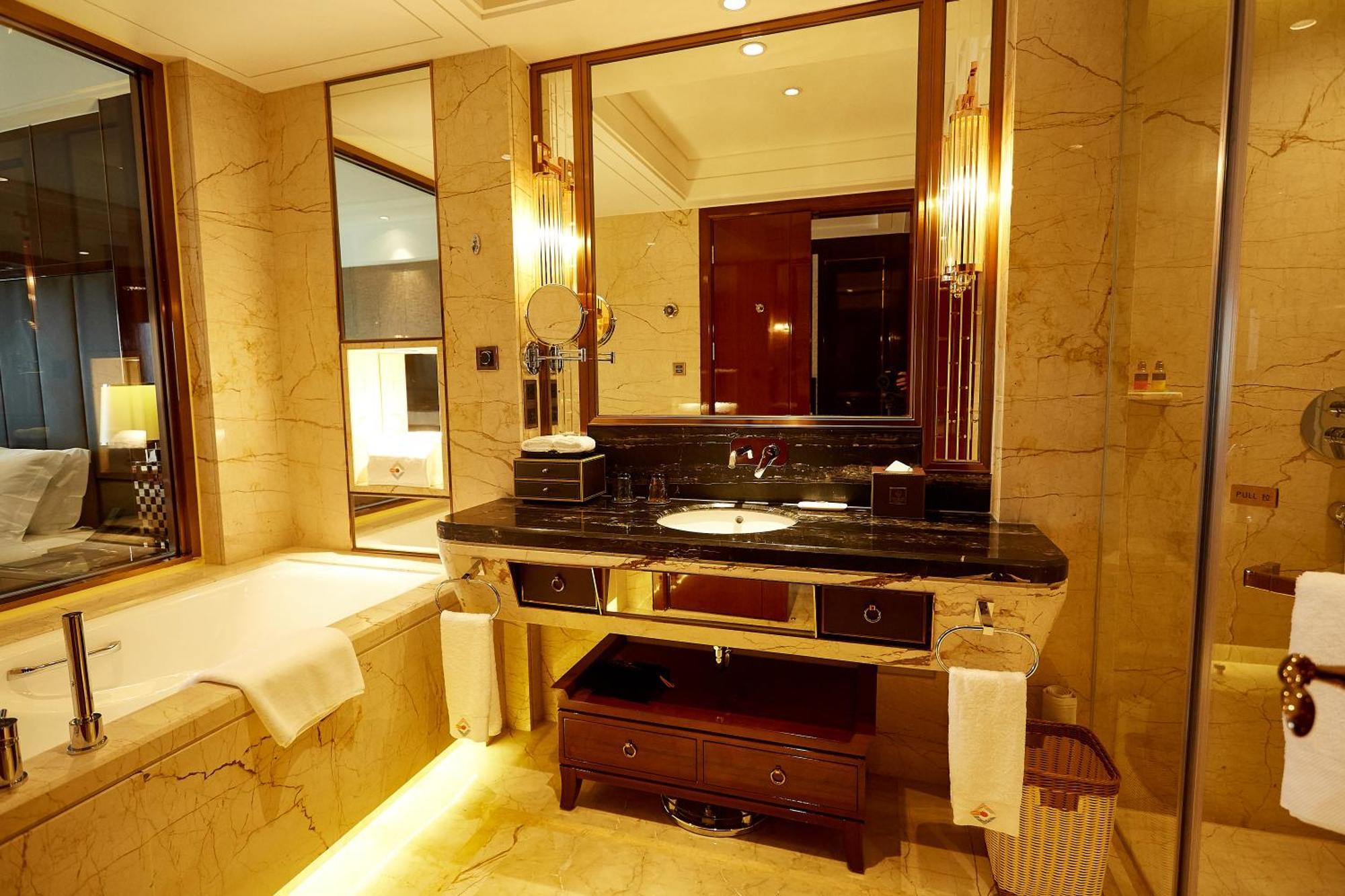 King Room