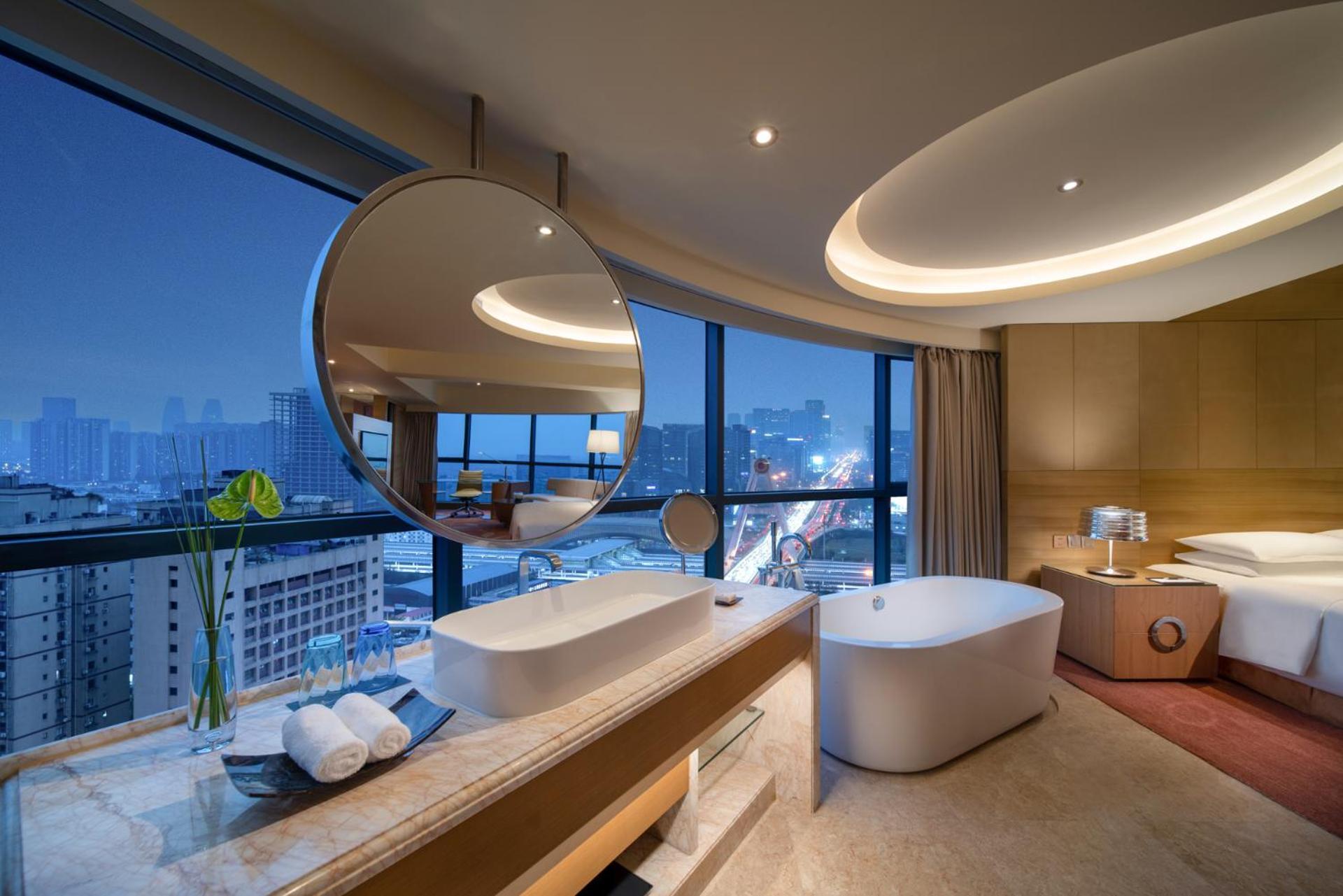 King Studio - Club Lounge Access