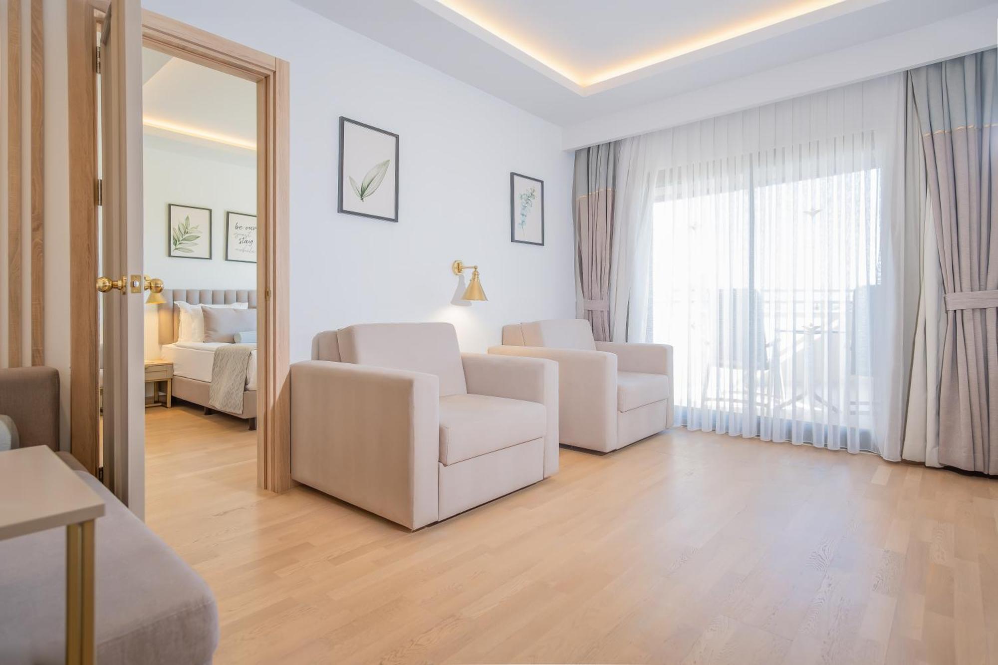 Suite with Balcony