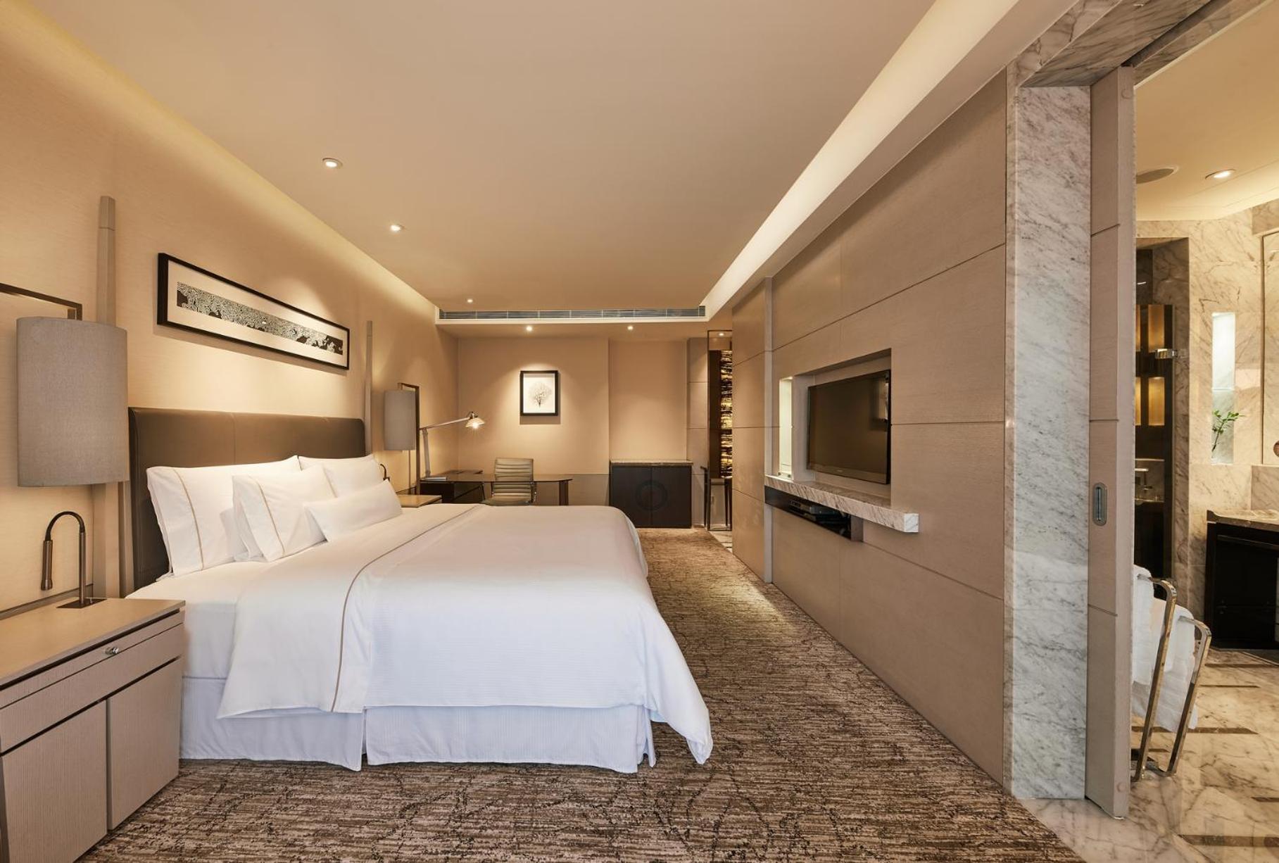 Westin King, Guest room, 1 King, City view