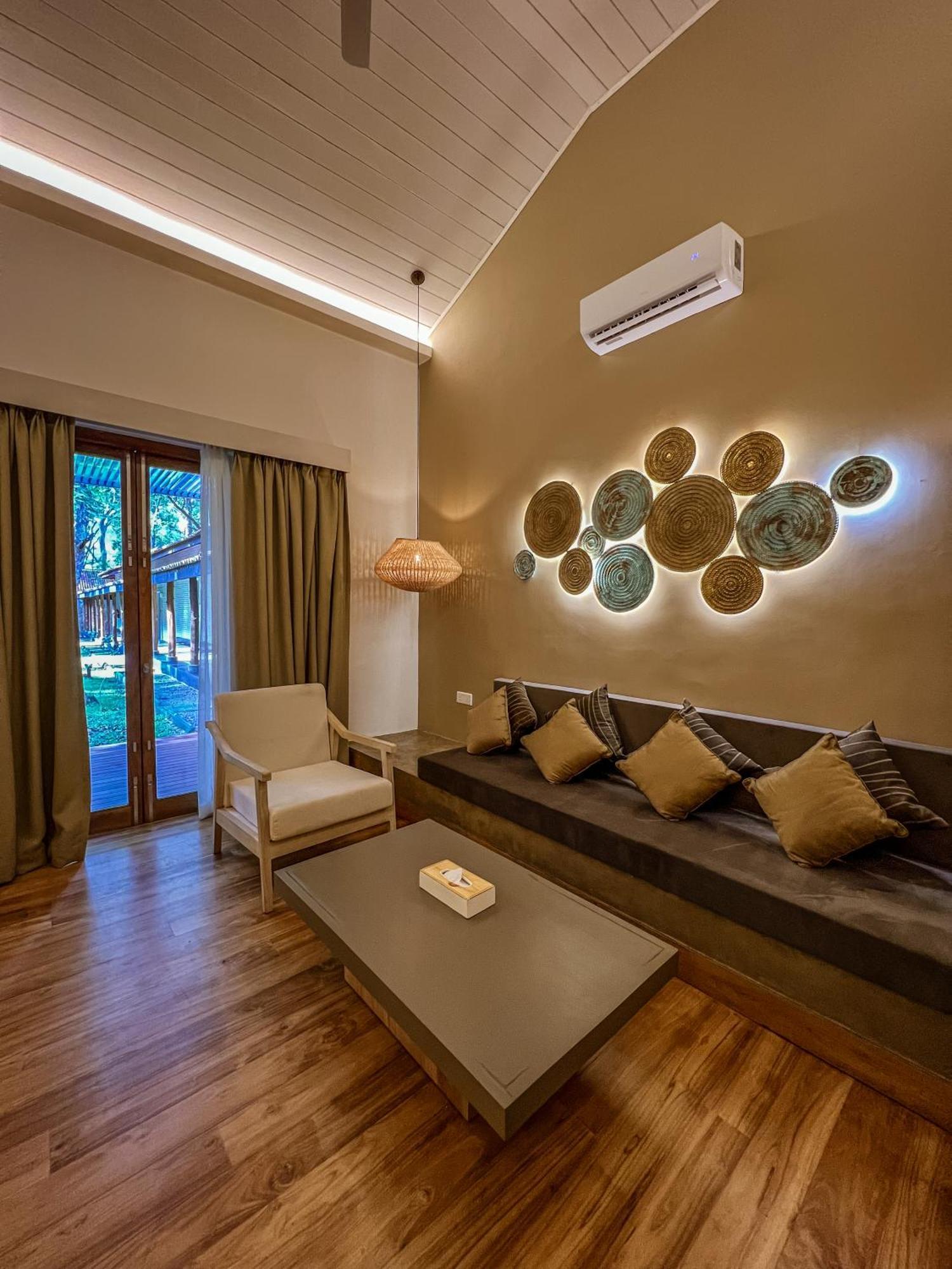 Junior Suite with 25% off on Buffet Dinner,1537487917:JPEG