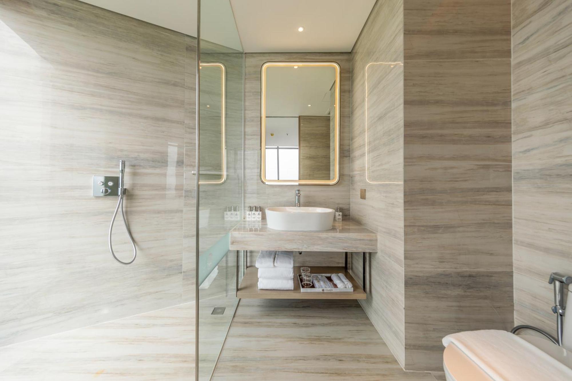 Studio King Room Partial Sea View with Balcony,1565807824:JPEG