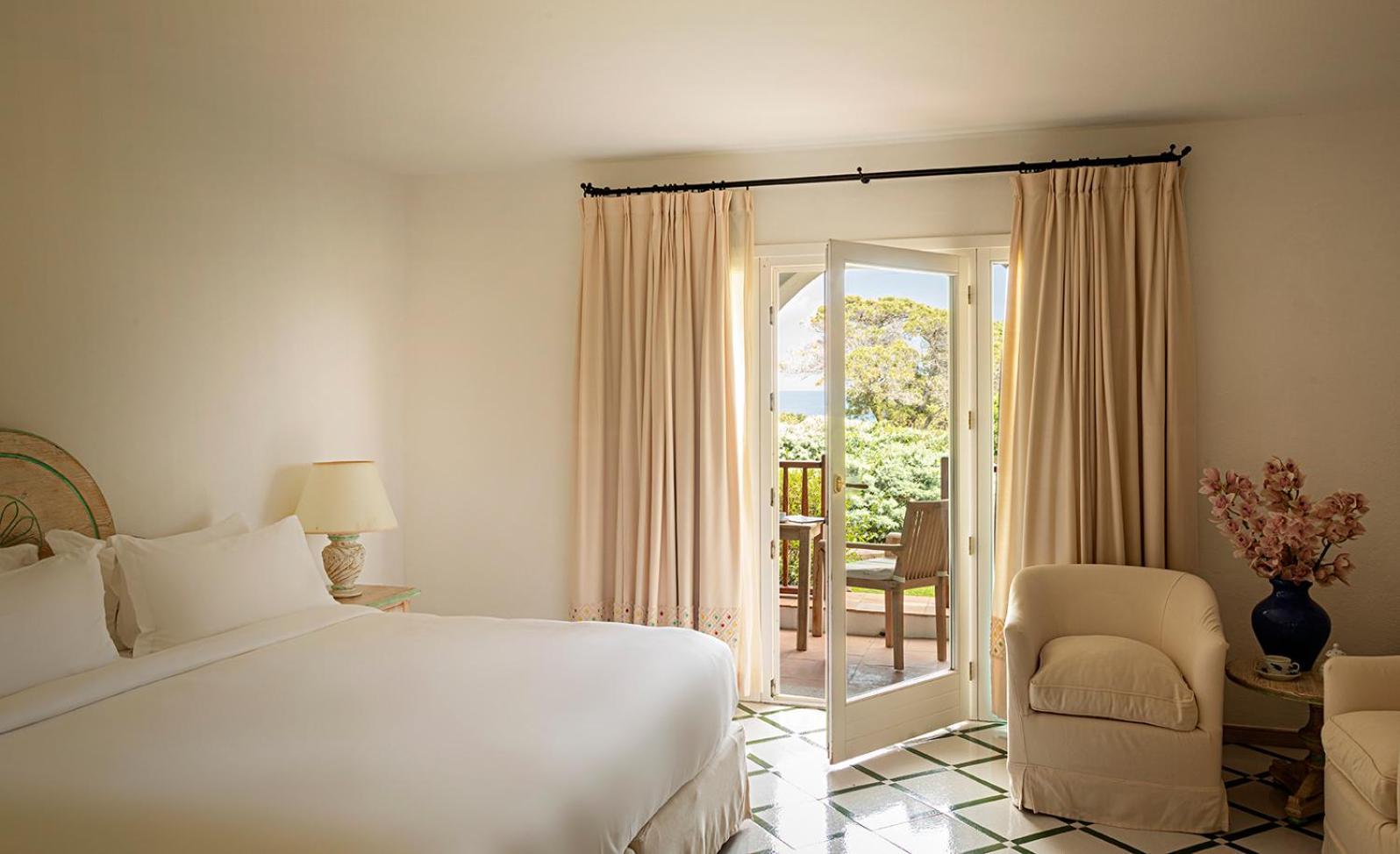 Deluxe Garden Room