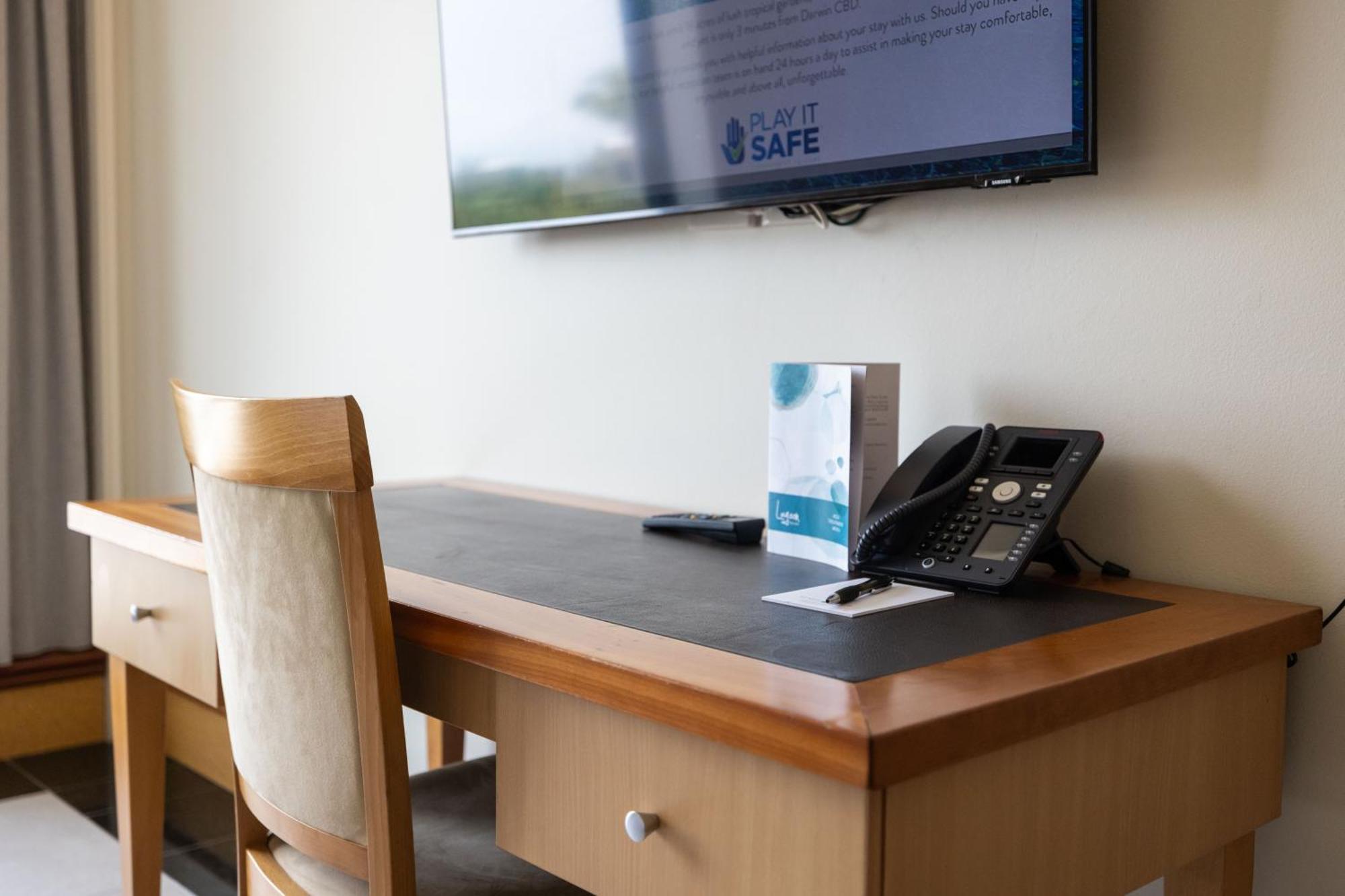 Deluxe King Room,1538859808:JPEG