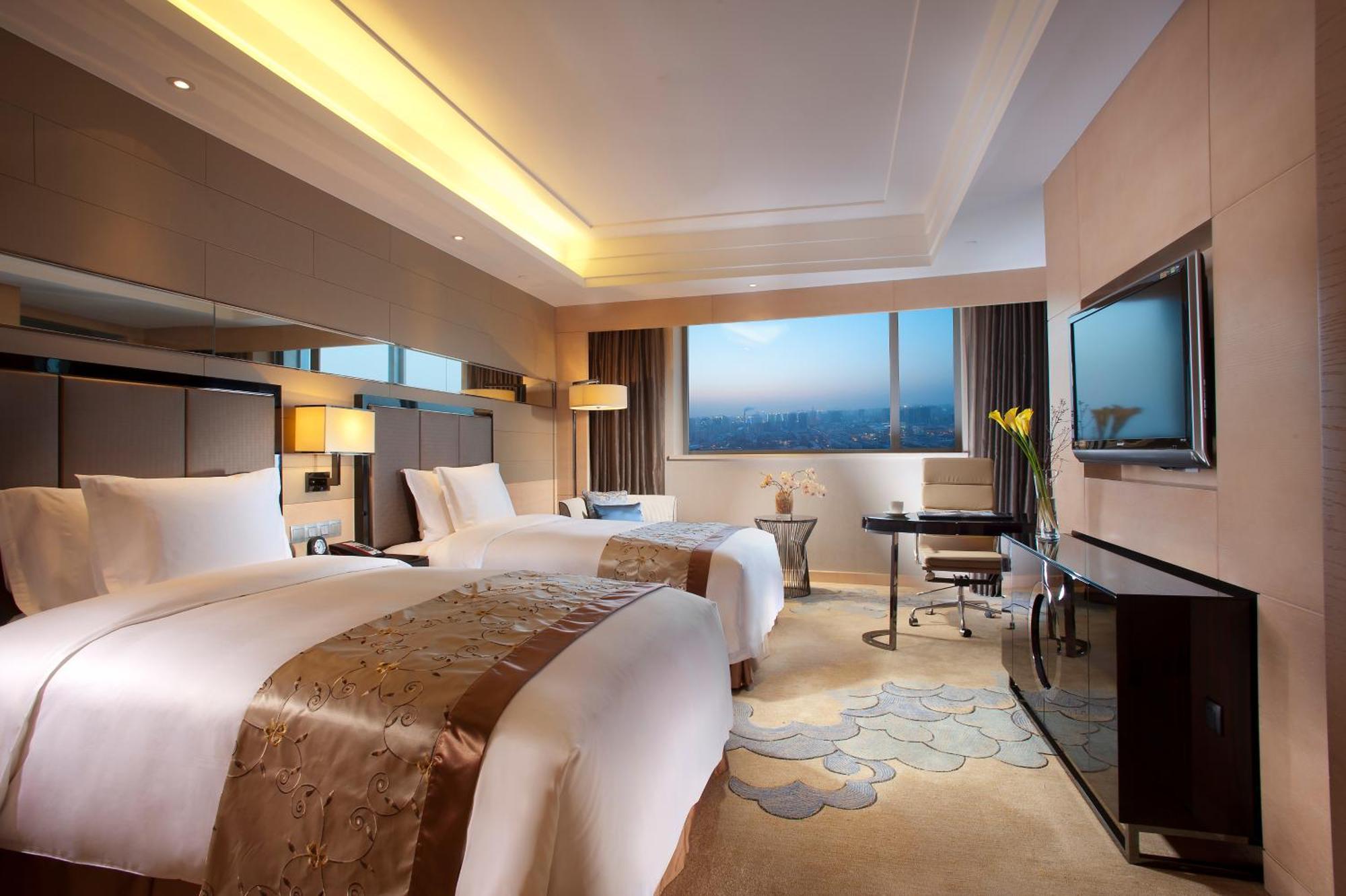 High Floor Standard Twin Room