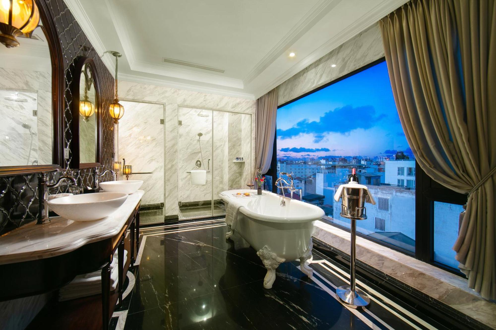 Suite Terrace,1545338710:JPEG