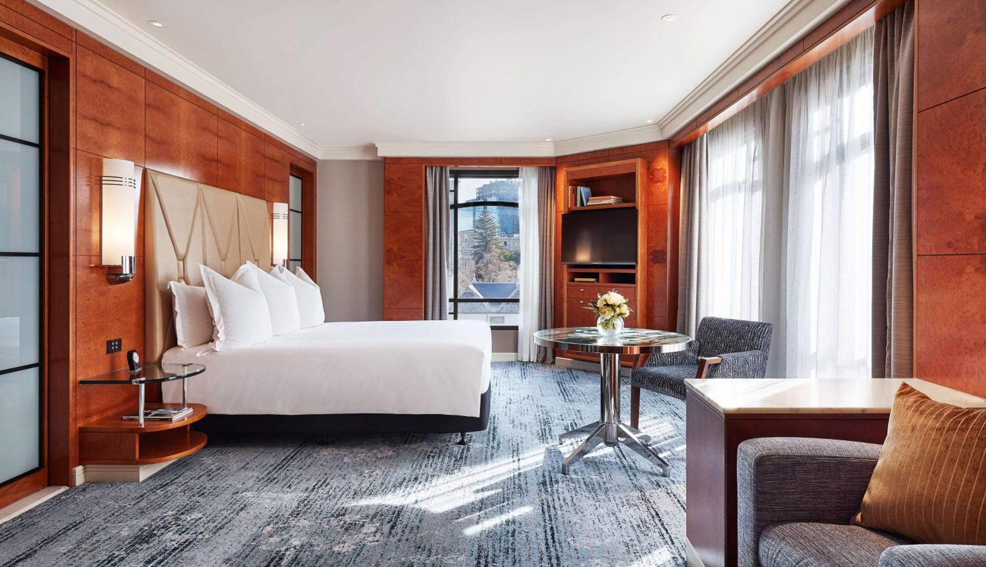 Deluxe King Room