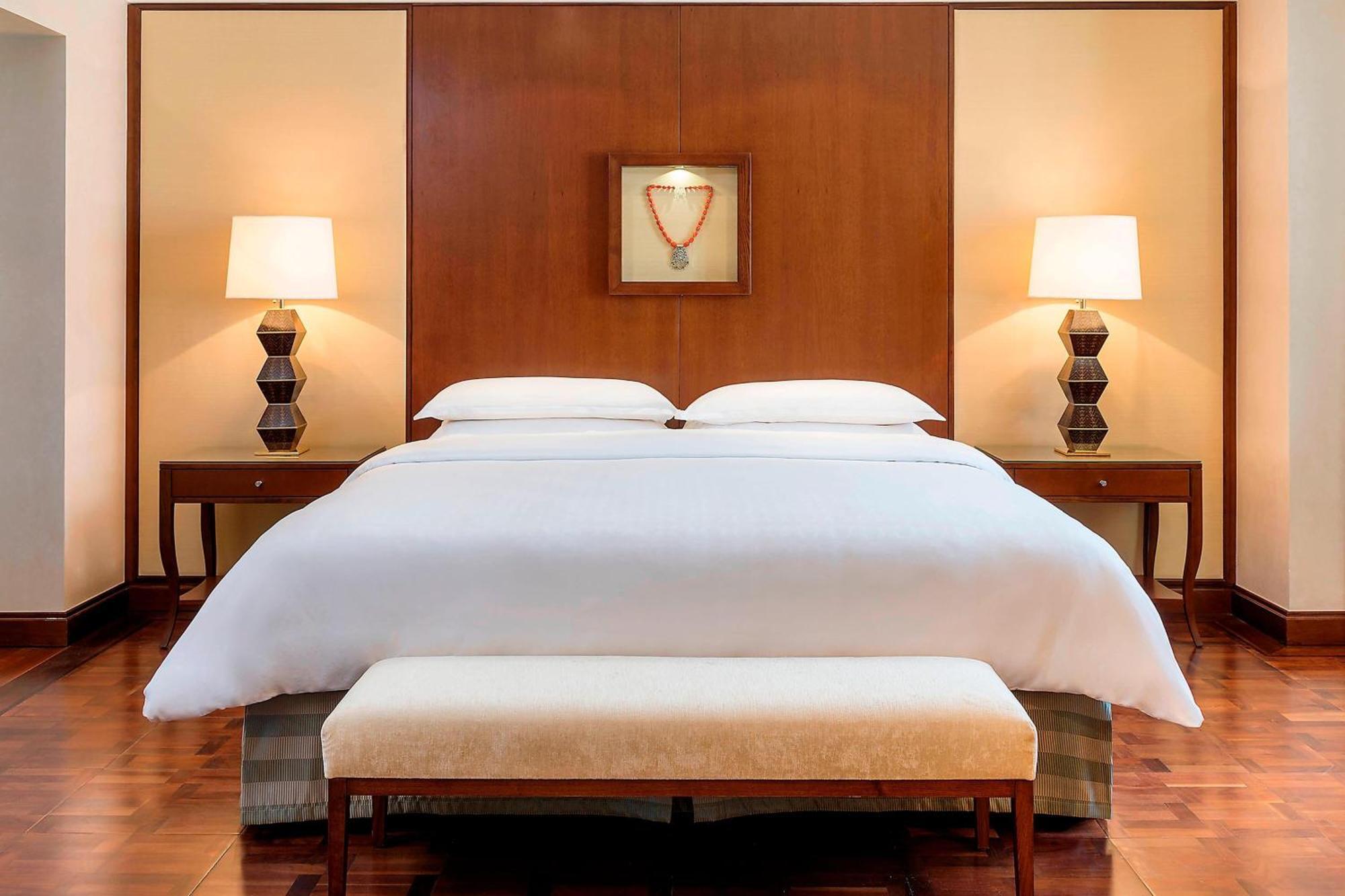 Executive Suite Club lounge access Executive Suite 1 King,1706556768:JPEG