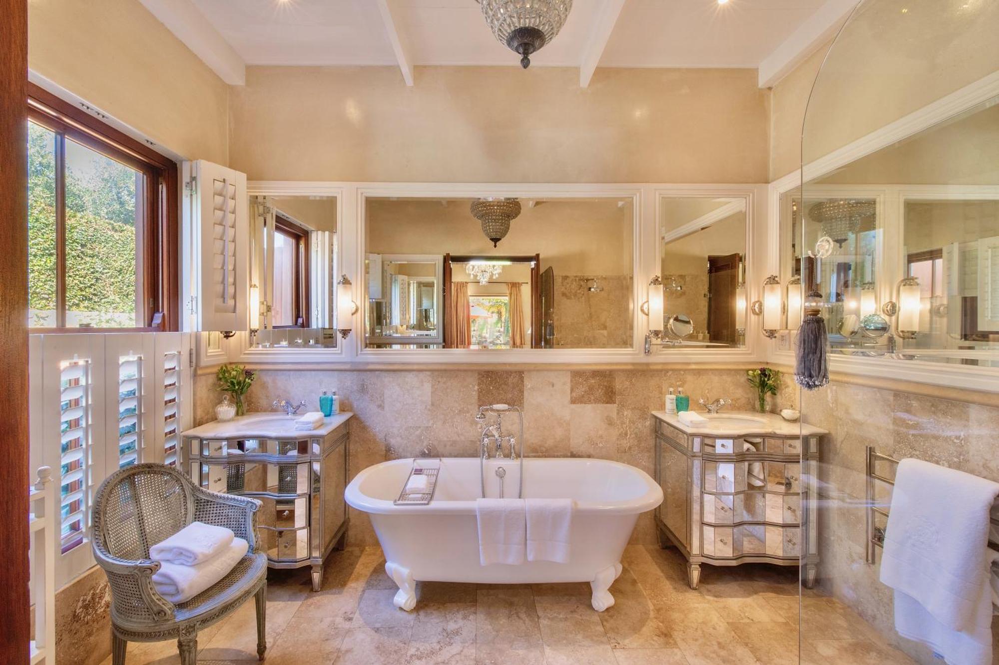 Two-Bedroom Vineyard Suite