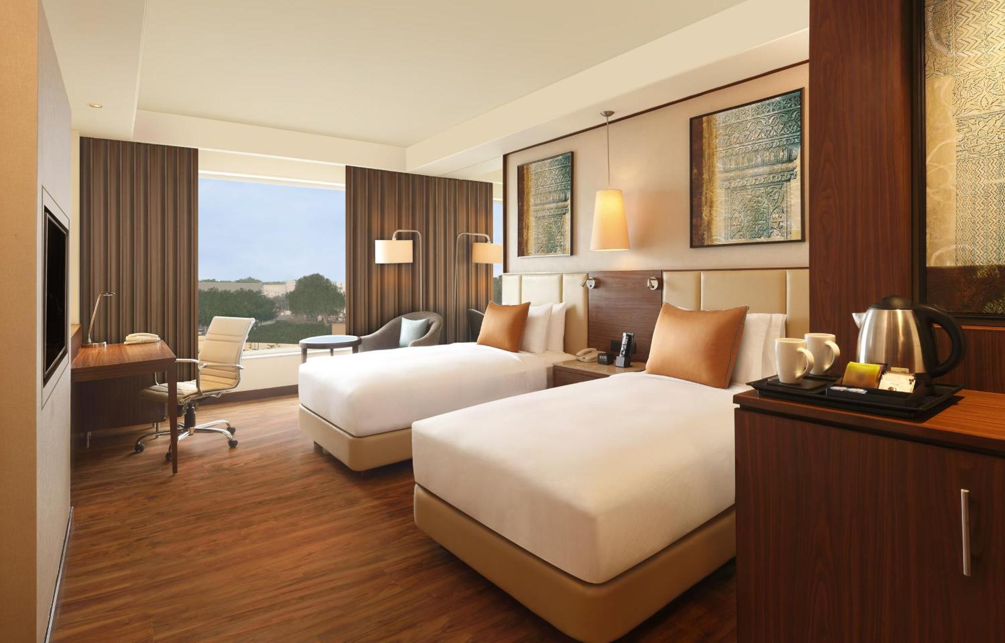 Twin Room with City View