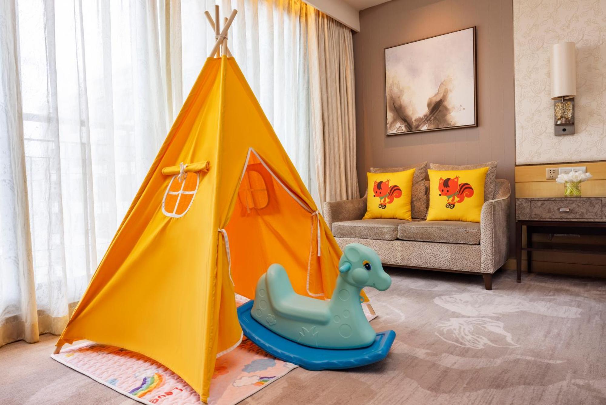 Deluxe Room - including 2 adt and 1 chd (below 6 yrs) breakfast