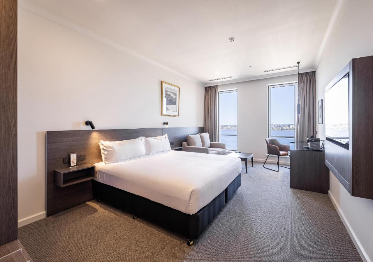 Premier King Riverview