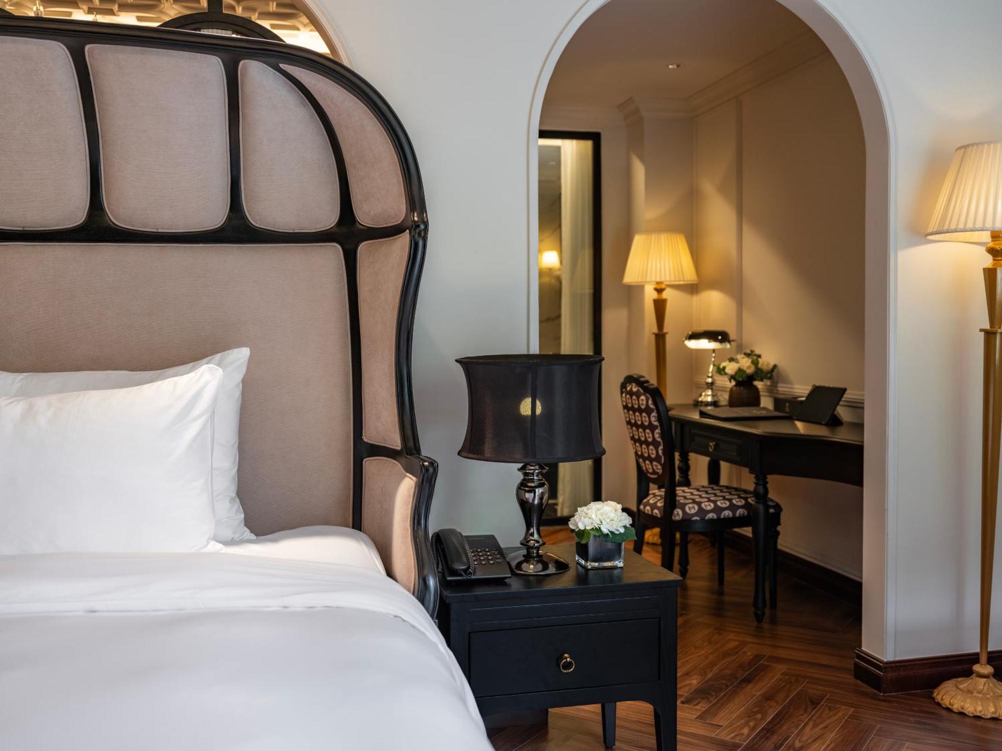 Grand Colonial Terrace Suite City View with Private Jacuzzi & Spa Benefits,1549954501:JPEG