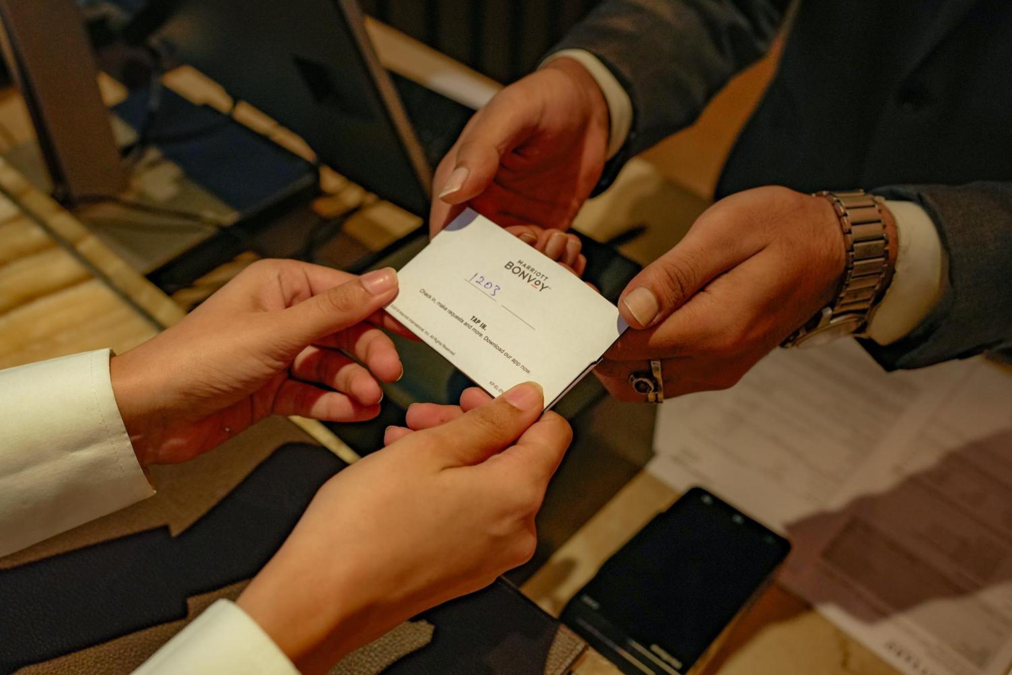 Club Twin Room,1550341843:JPEG