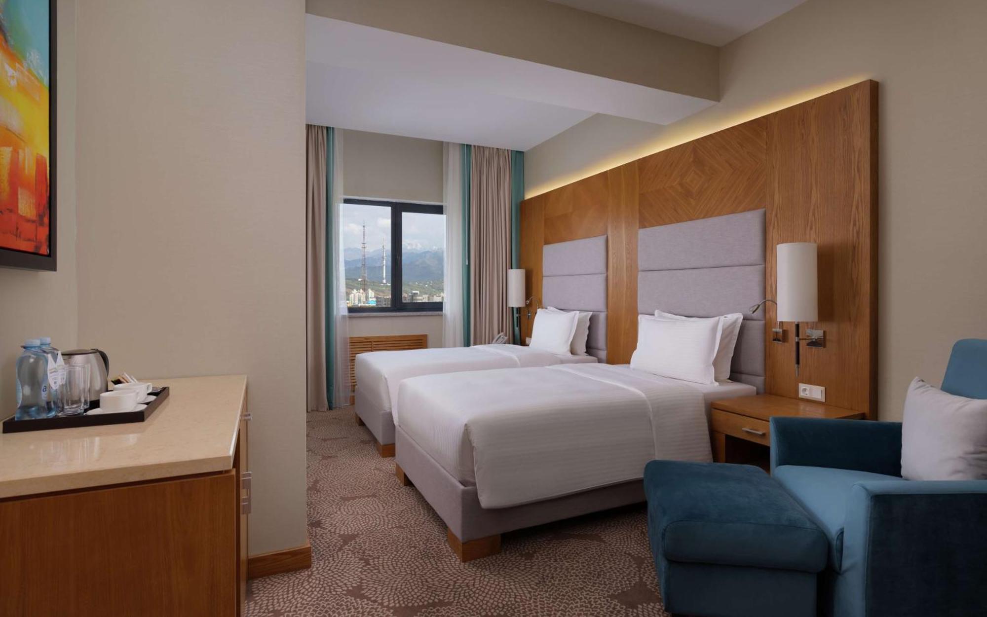 Twin Room,1528911268:JPEG