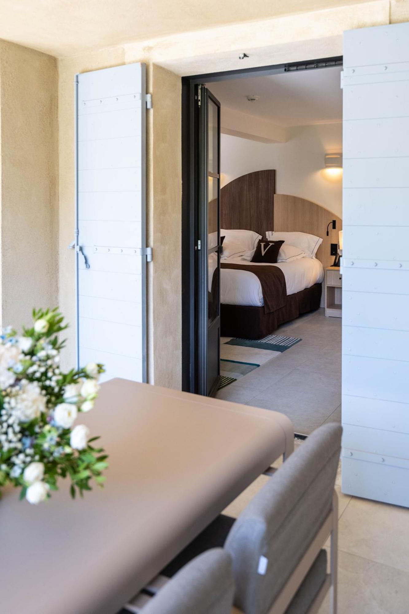 Deluxe Suite with Terrace with FREE SPA Access,1552700755:JPEG