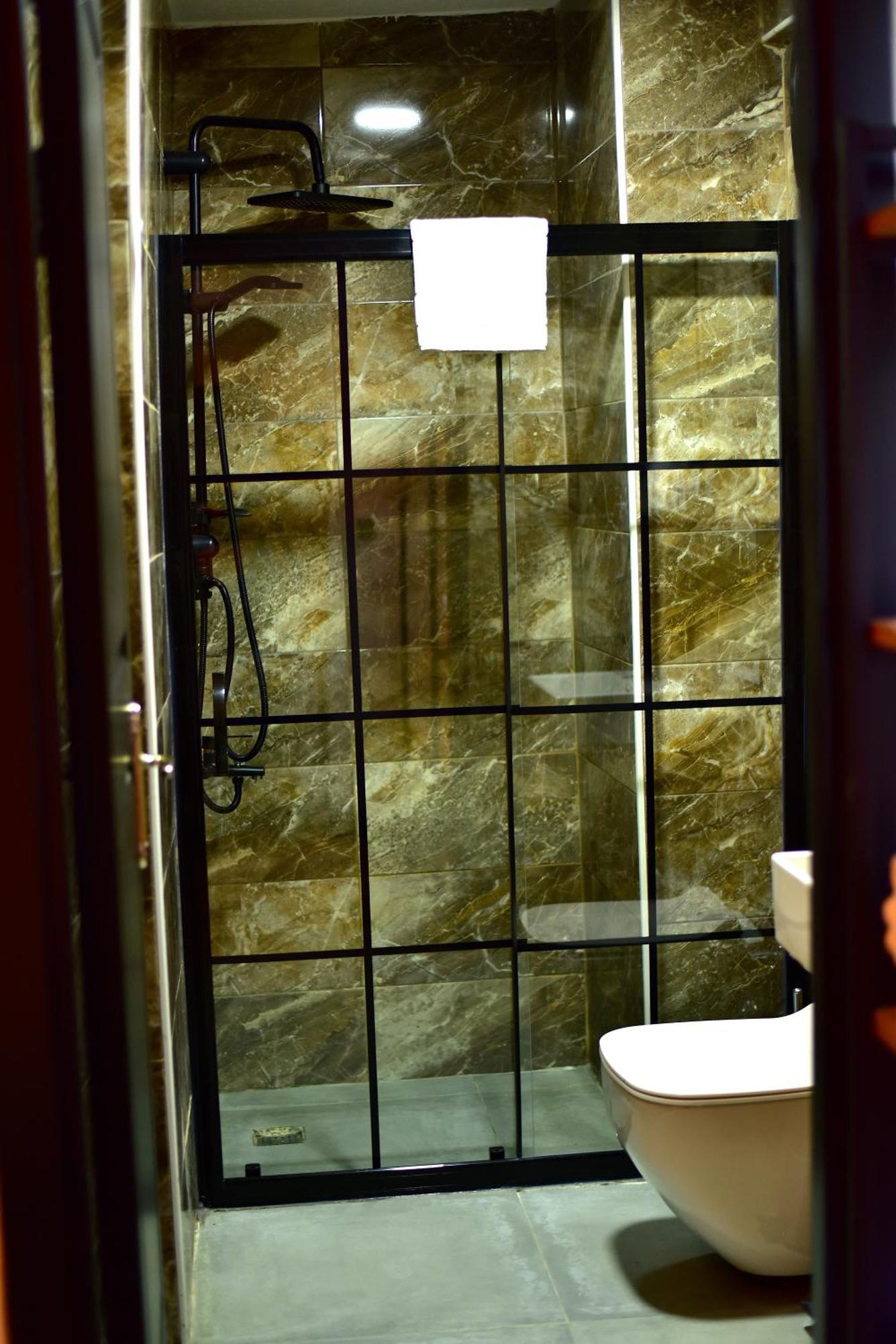 Deluxe Tweepersoonskamer met een Douche