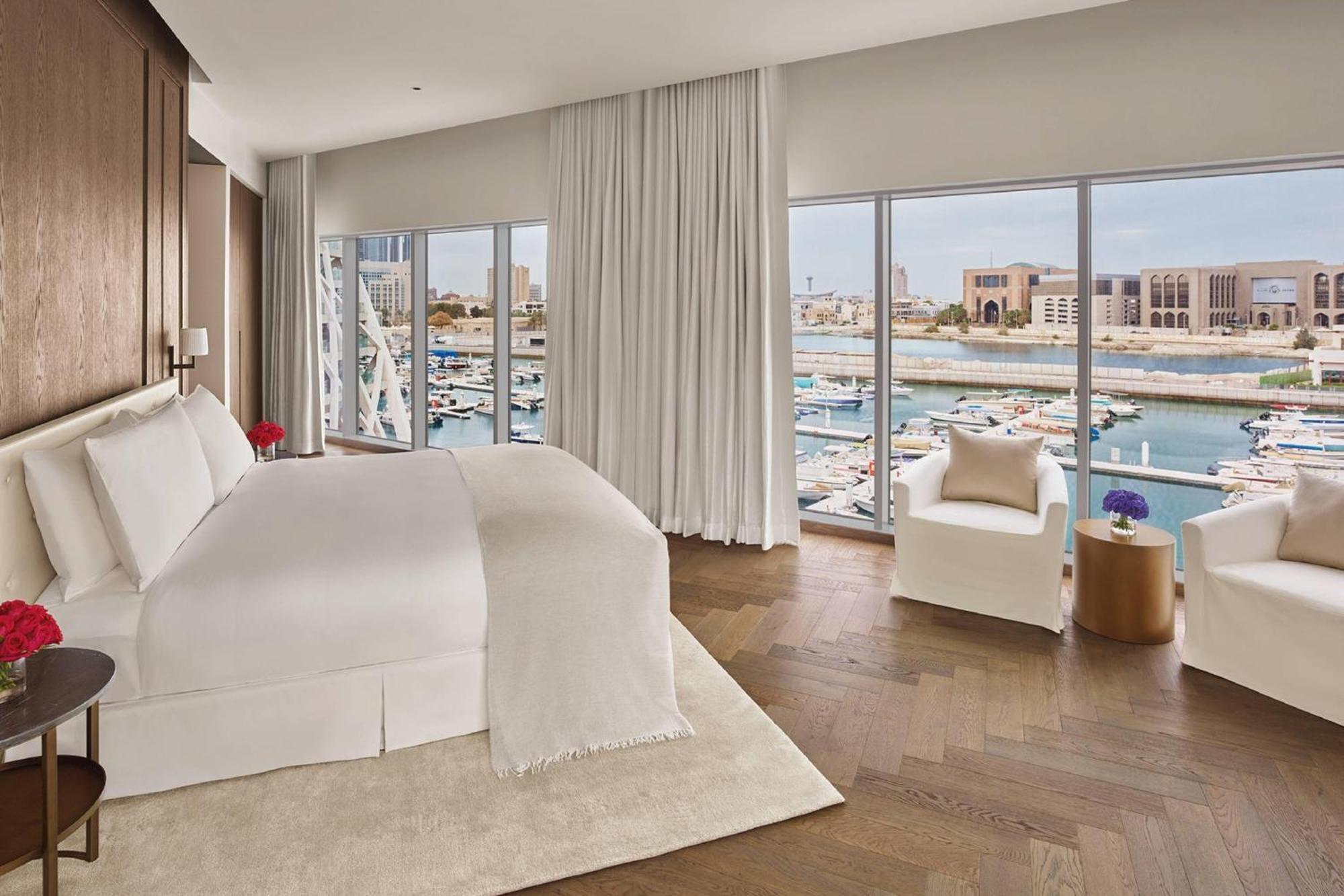 Premier King Suite with Marina View