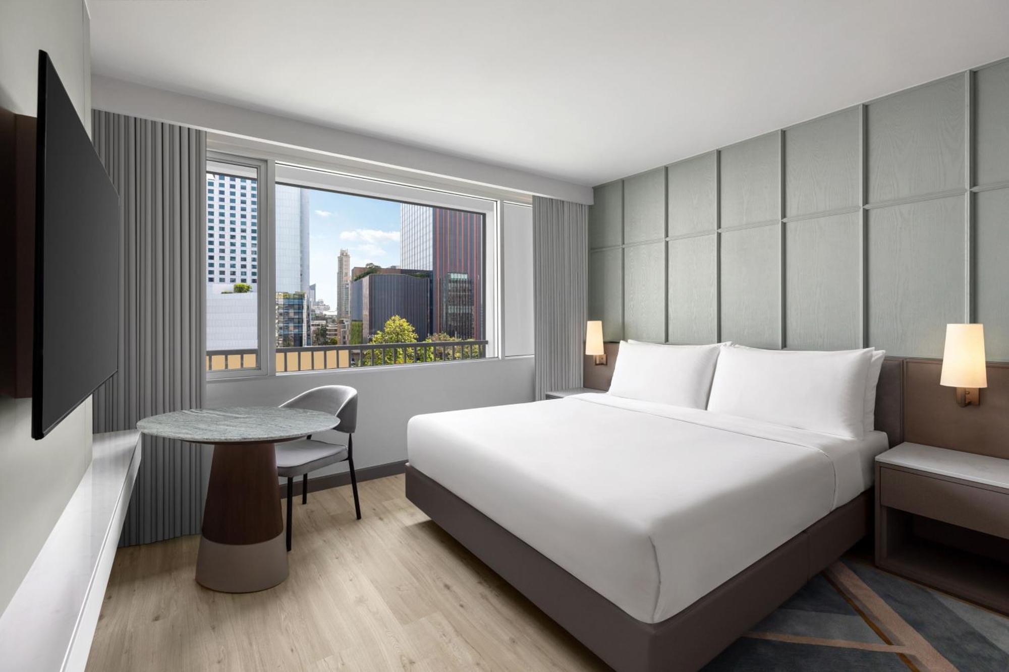 Deluxe Kamer met Kingsize Bed en Uitzicht over de Stad