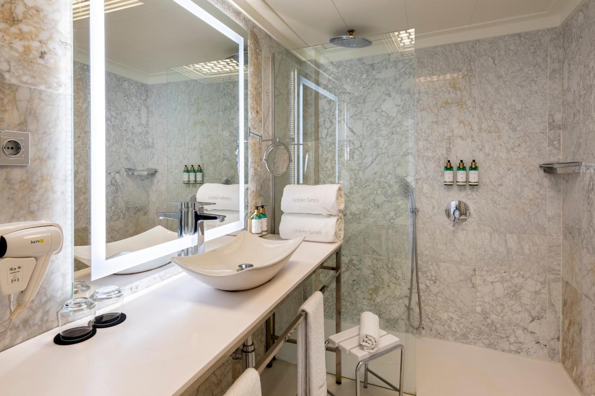 Deluxe Single Room with Sea View