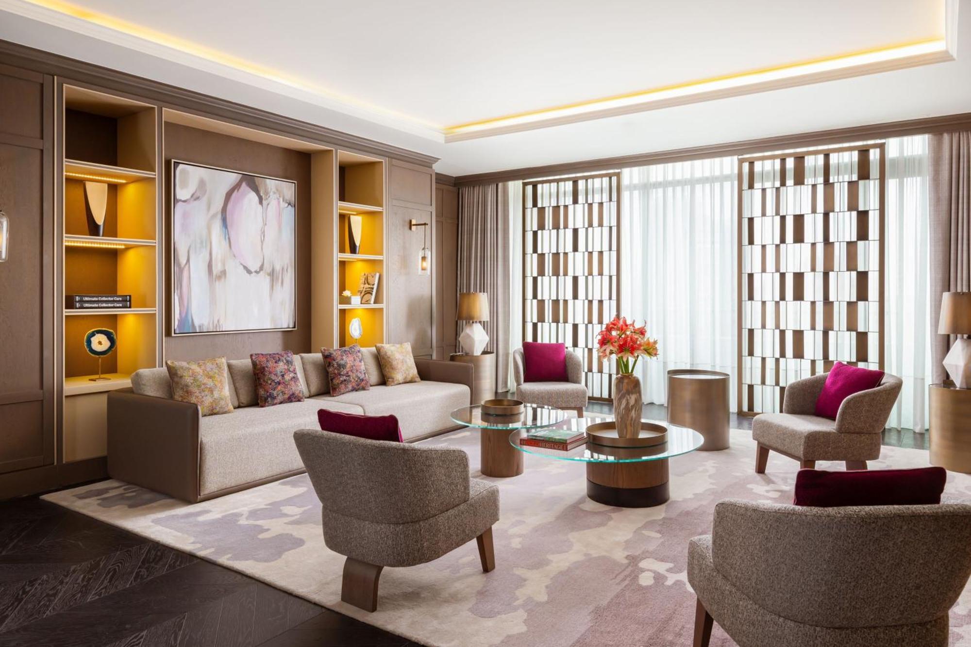Ritz-Carlton Suite - Club Lounge Access