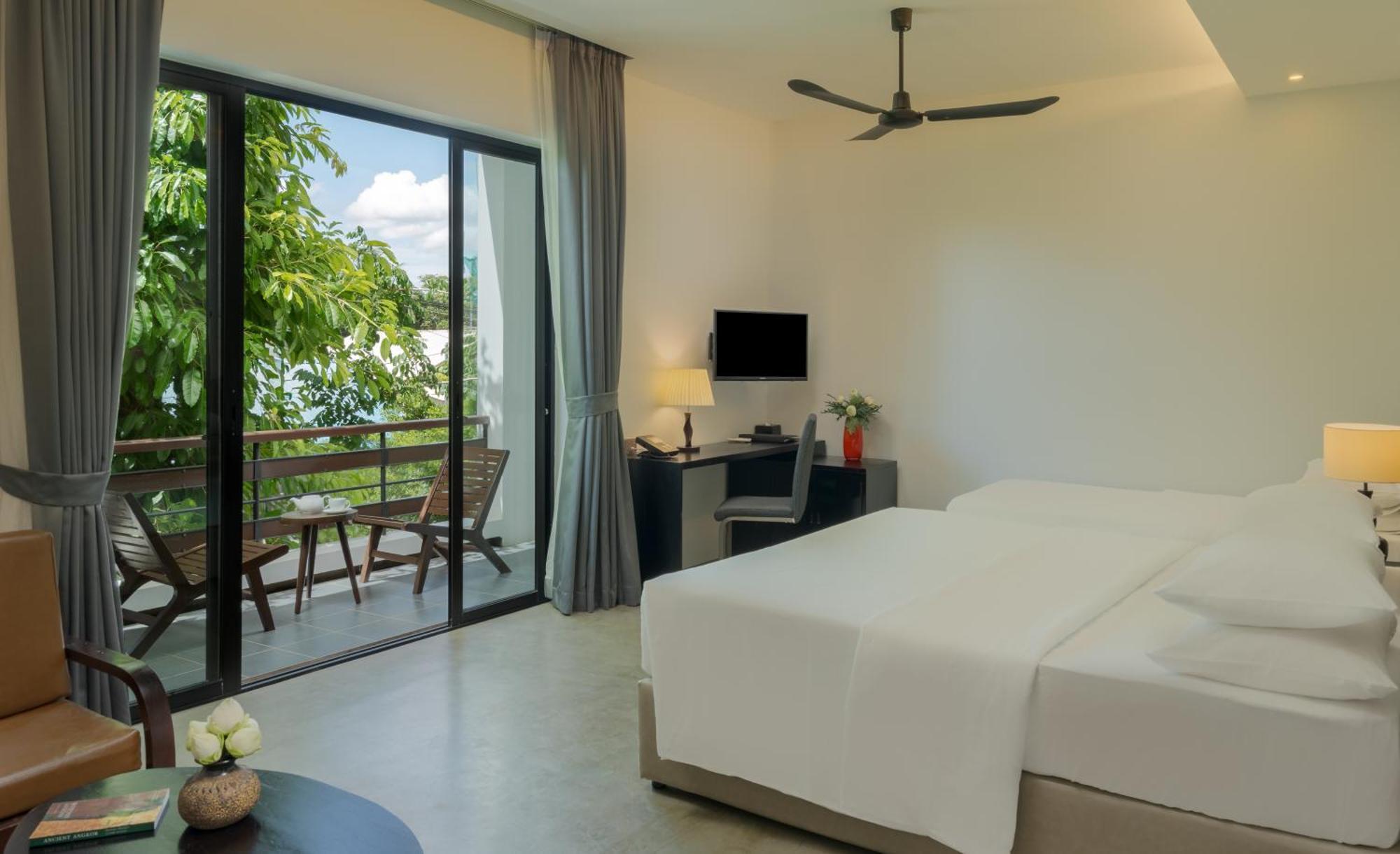 Deluxe Triple Room