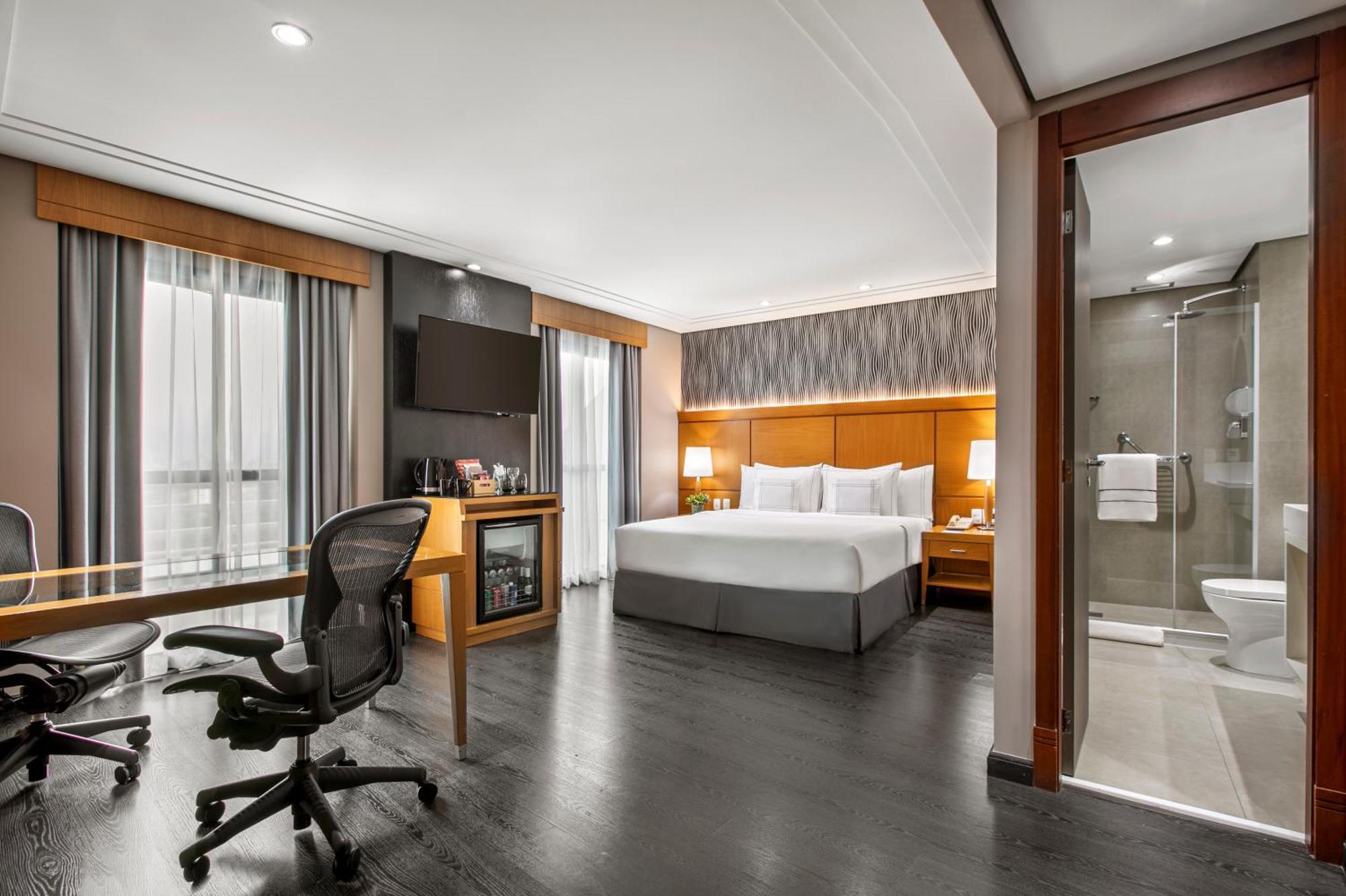 Premium King with Balcony,1556792548:JPEG