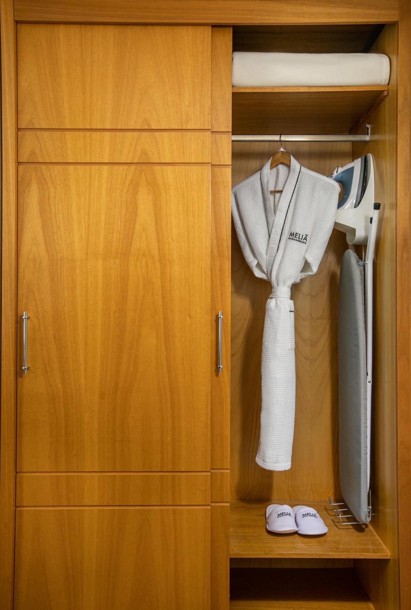 Deluxe King with Balcony,1556795350:JPEG