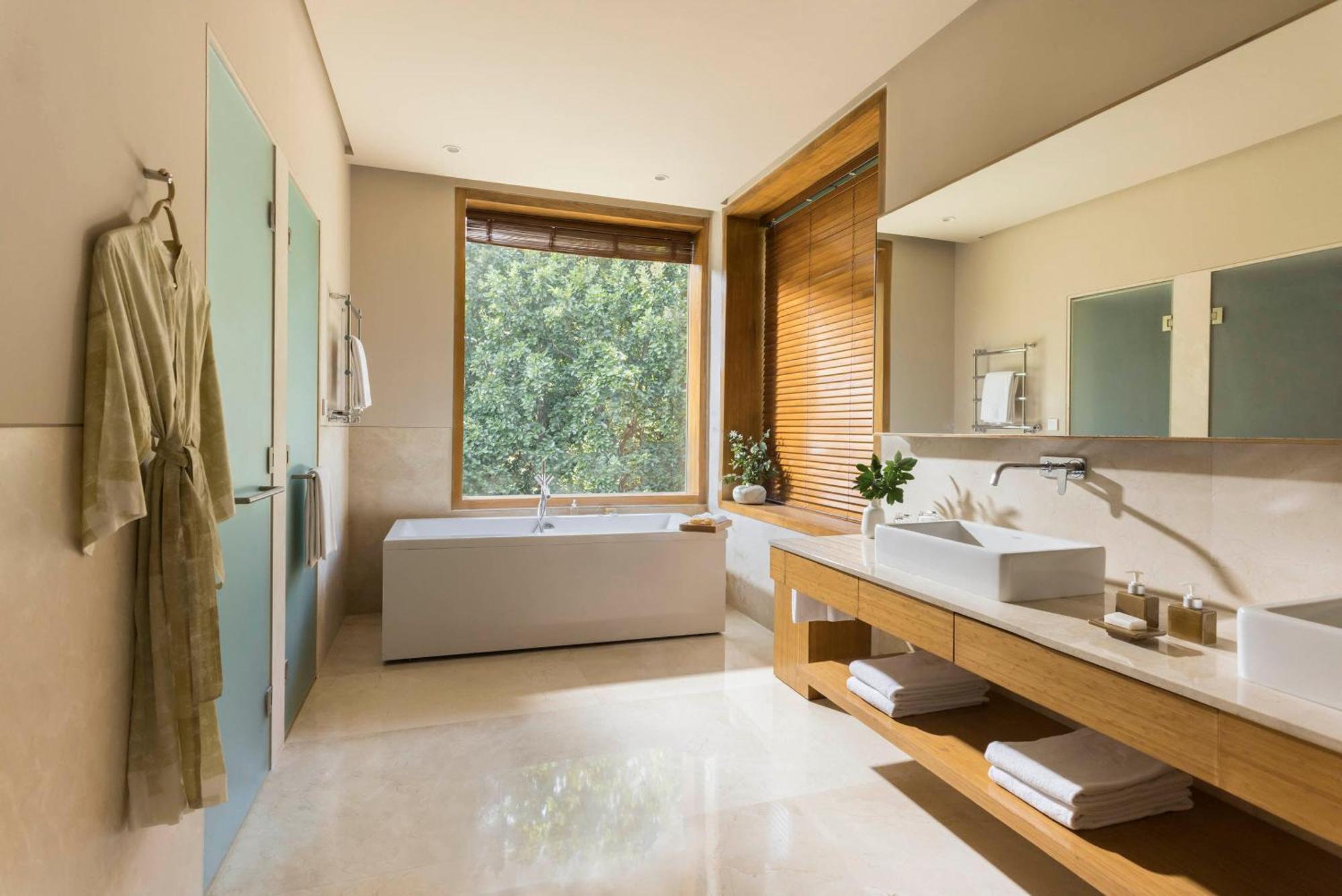 Vana Suite  with airport transfers, one wellness session daily and one wellness consultation during the stay