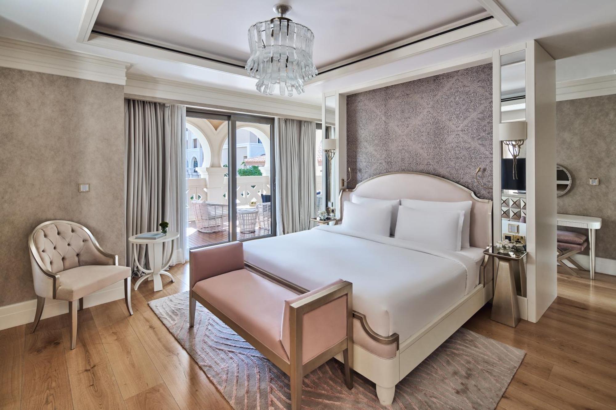 Club Villa,1559306911:JPEG