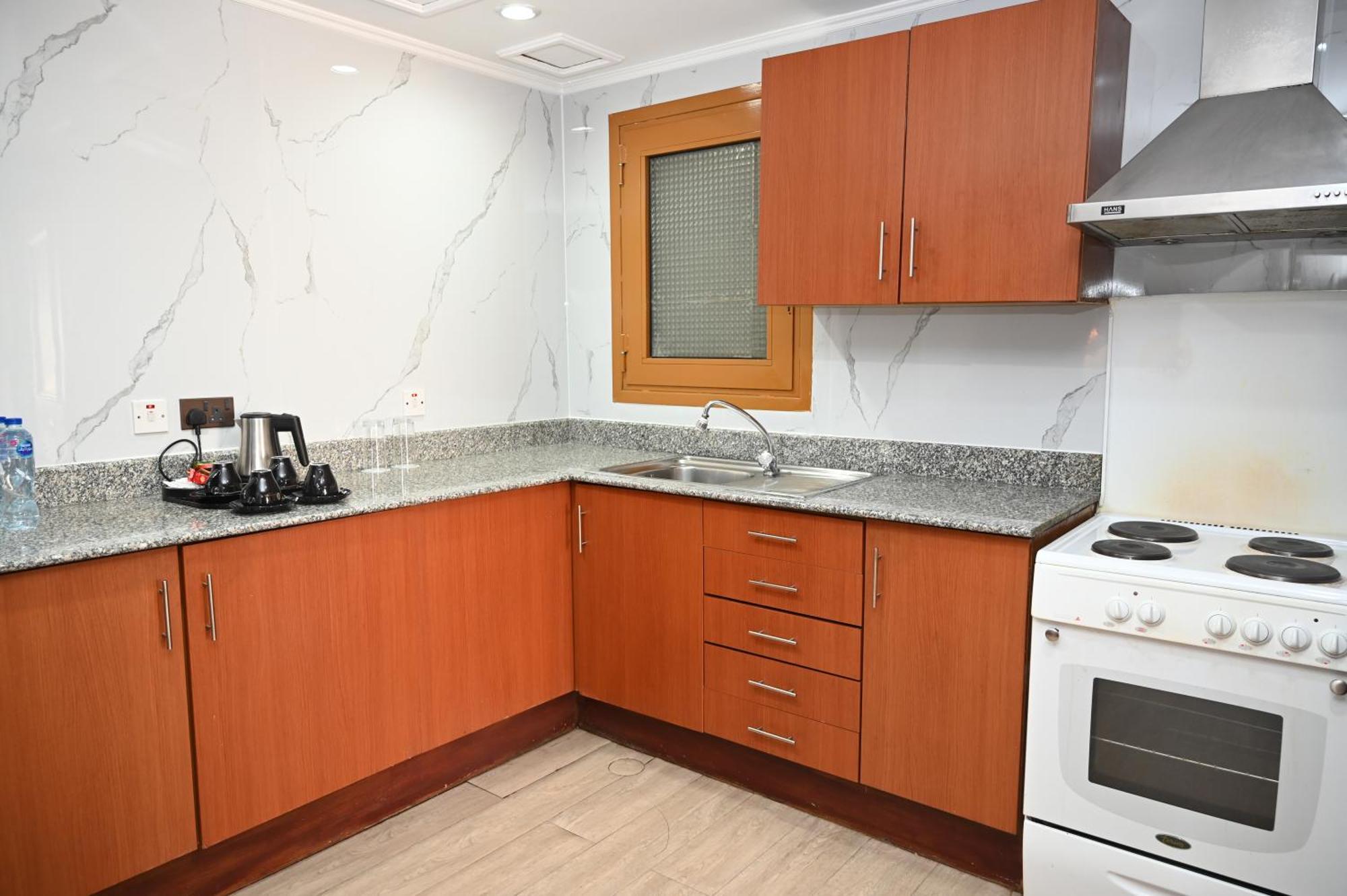 Presidential 3-Bedrooms Suite with Haram View ,1565558806:JPEG