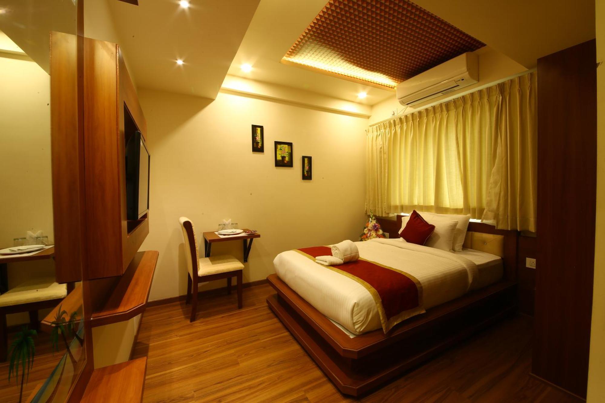 Deluxe Single Room,1565506228:JPEG