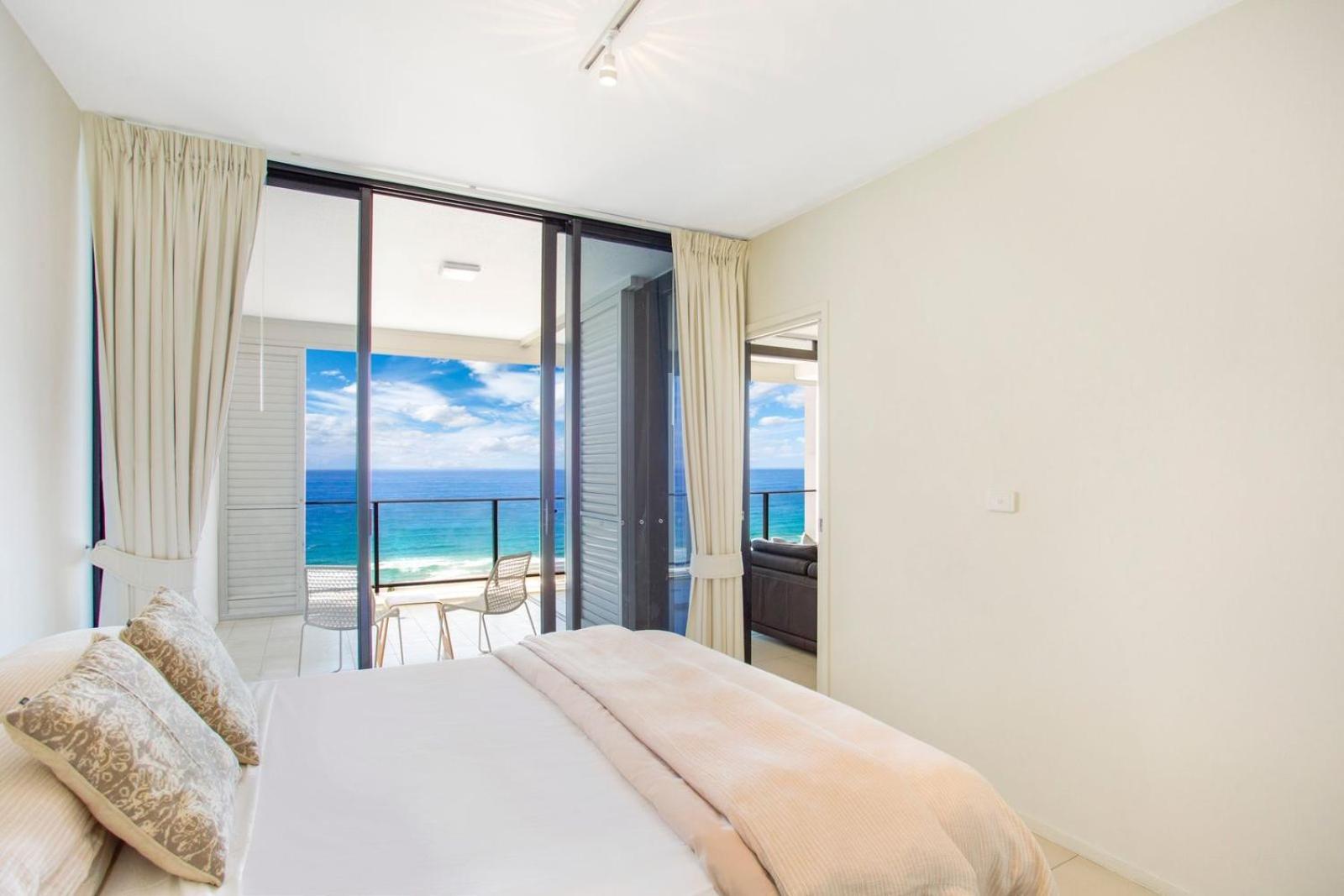 1 Bedroom Ocean View Apartment