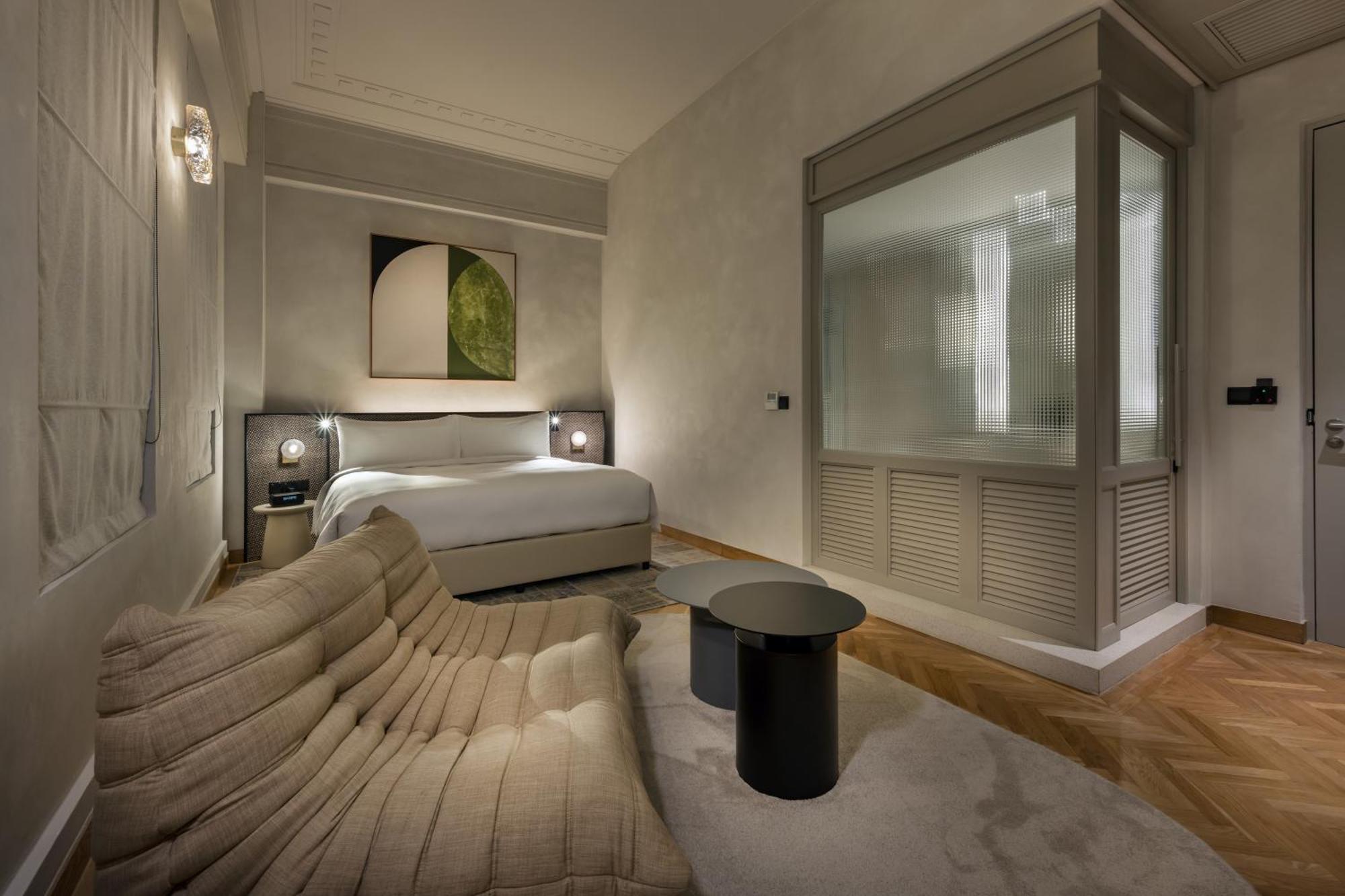 Urban Room