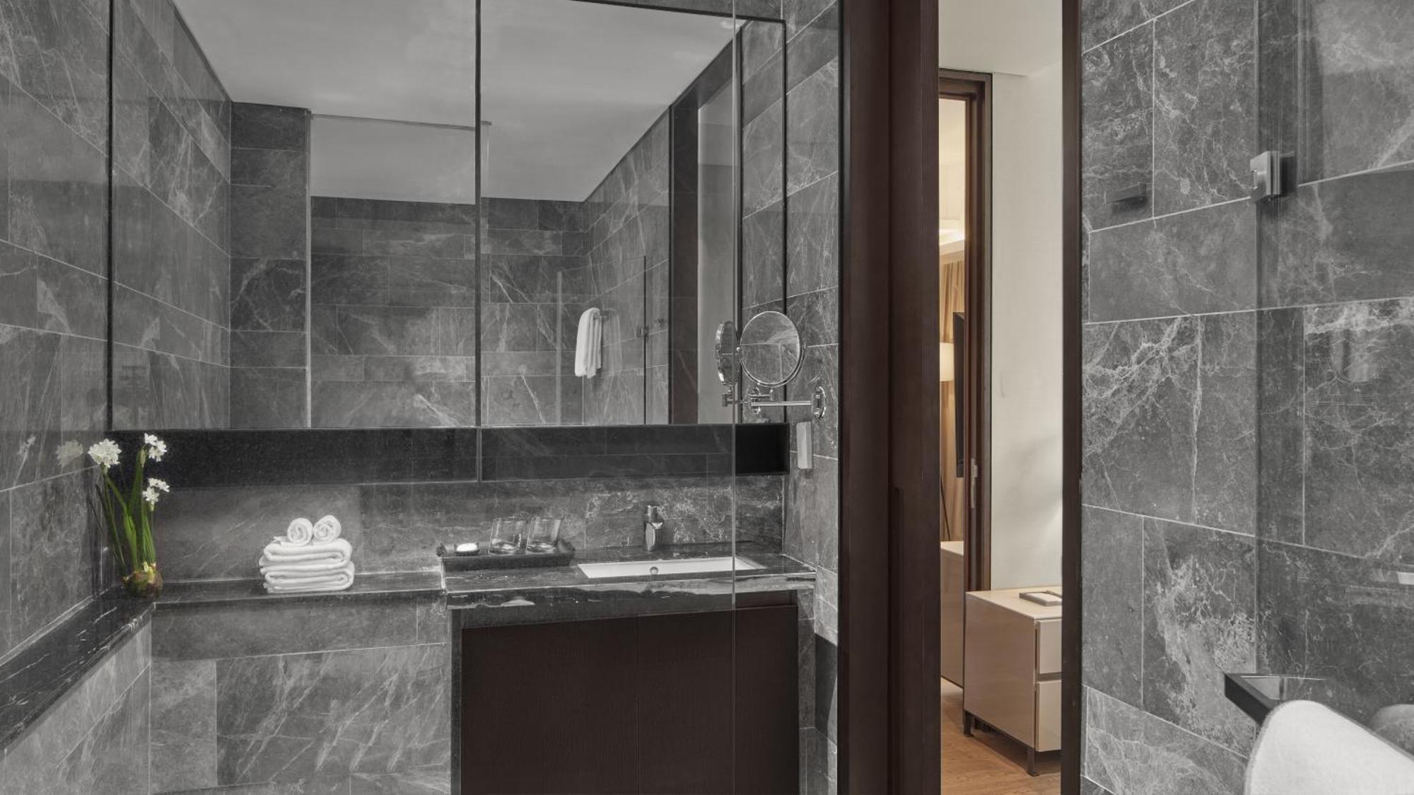 1-Bedroom Executive Suite