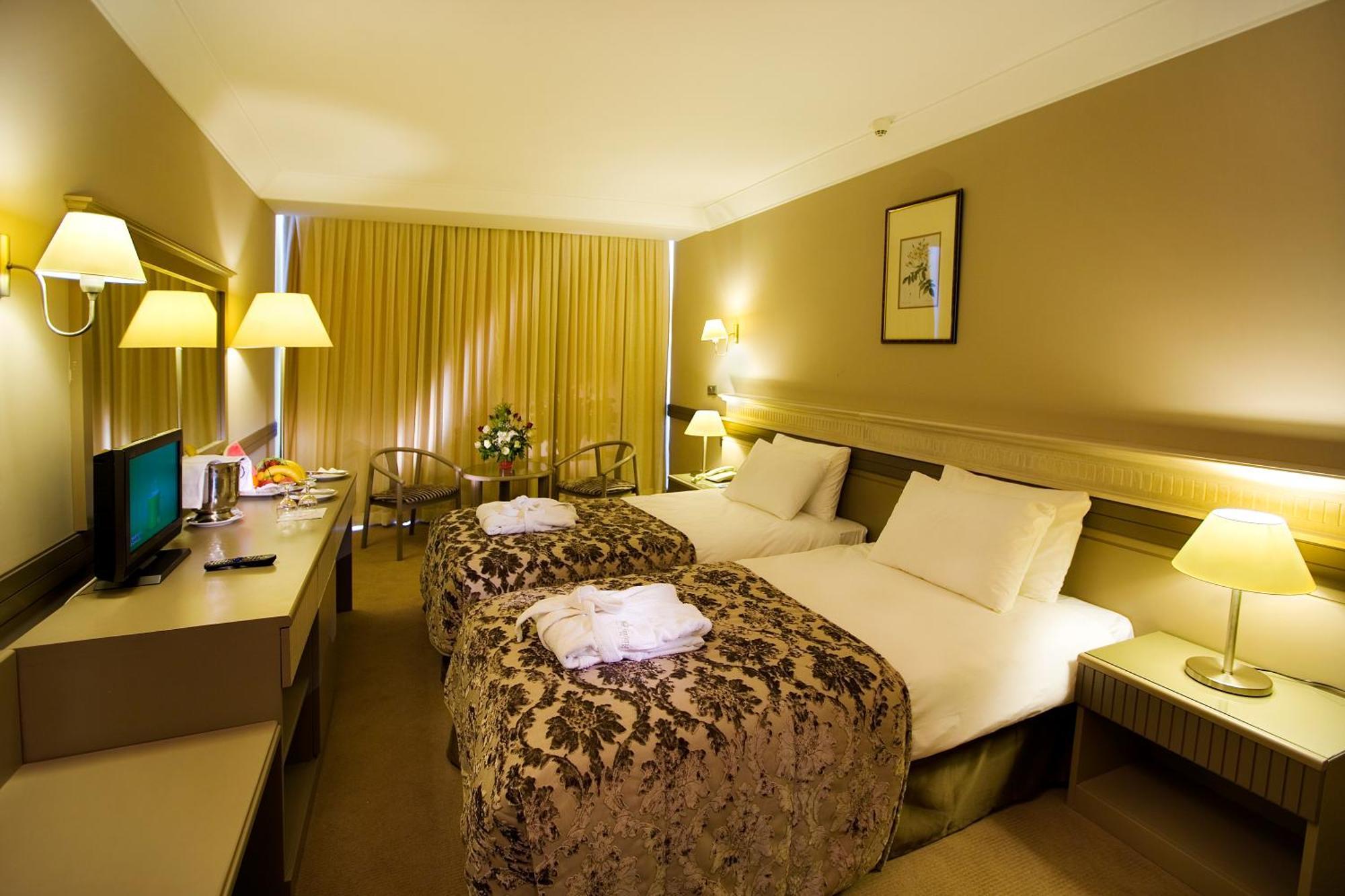 Standard Double or Twin Room,1580422073:JPEG