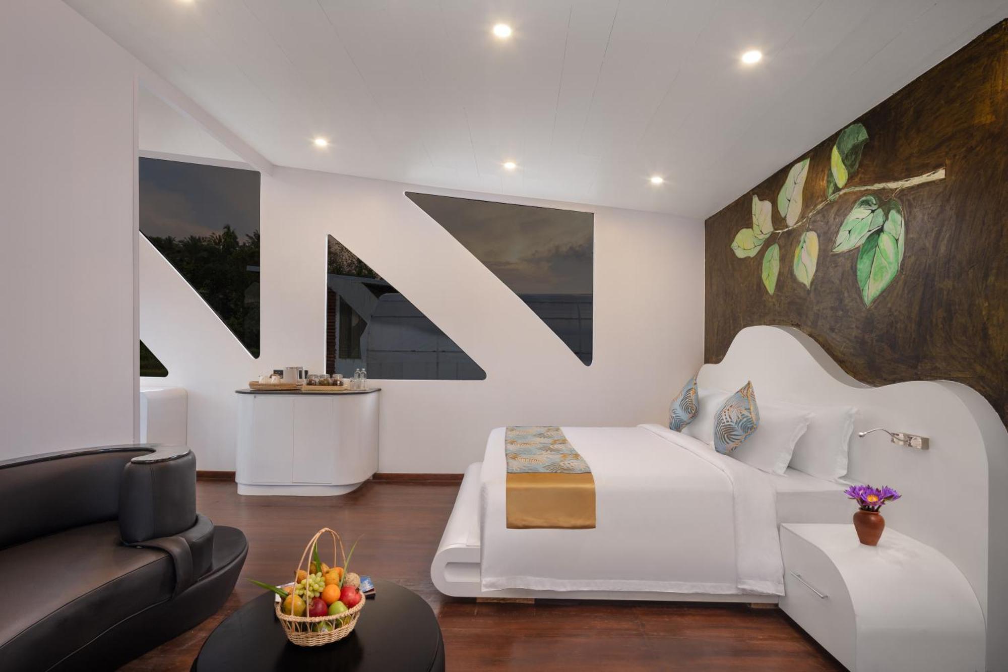 Bolagala Royal Suite With Lake View