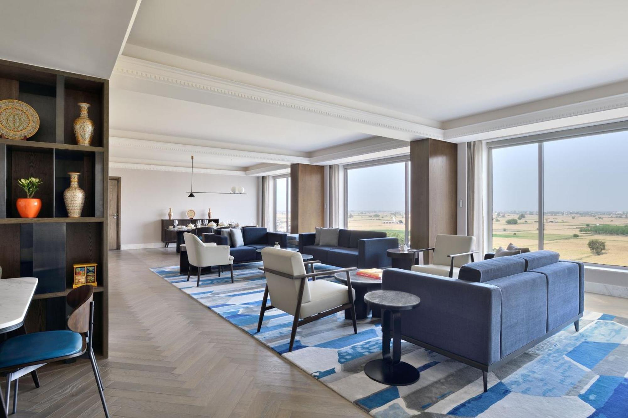 Presidential Suite - Executive Lounge Access X Complimentary Golden Temple transfers