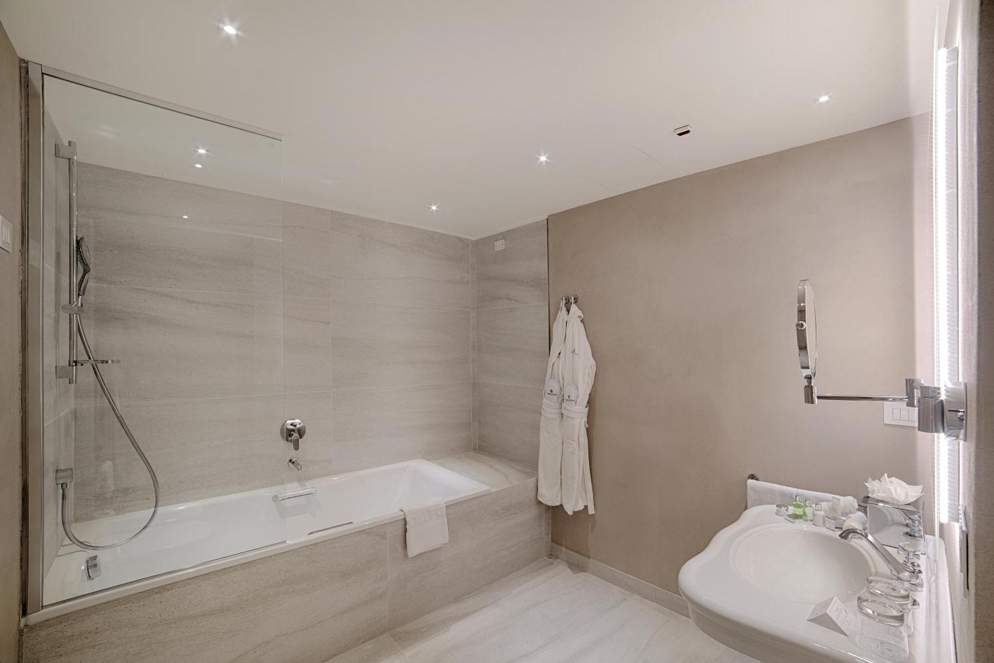 Junior Suite,1584485449:JPEG