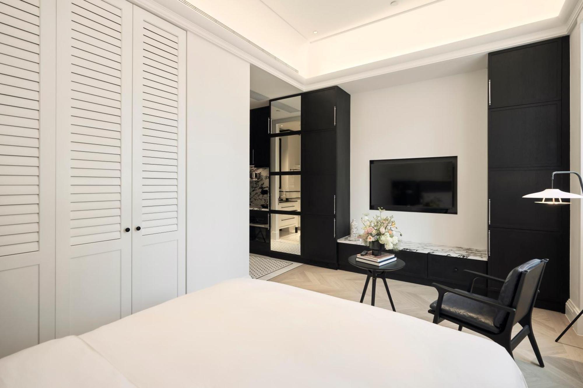 One Bedroom Studio