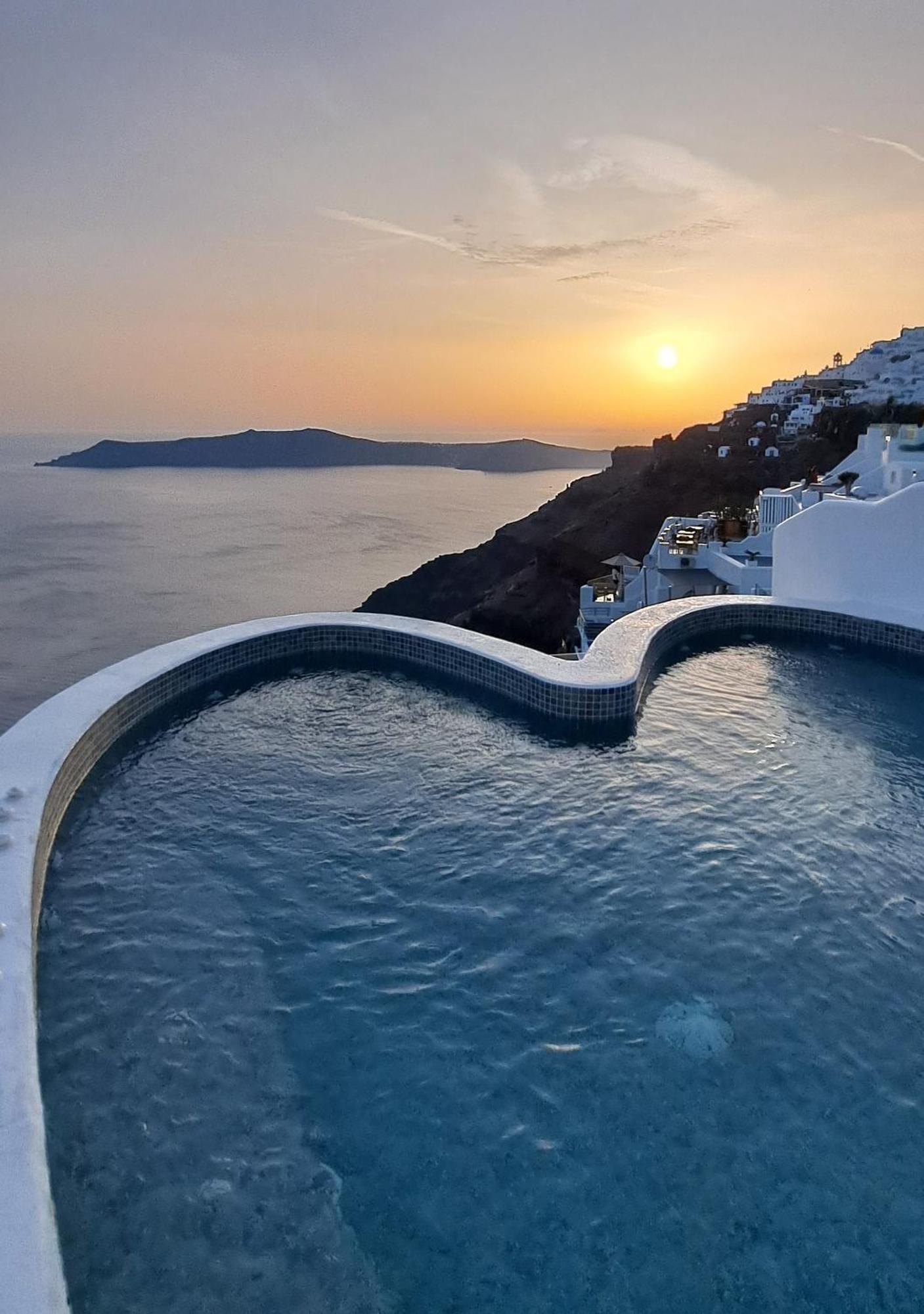 Heart Plunge Pool Suite