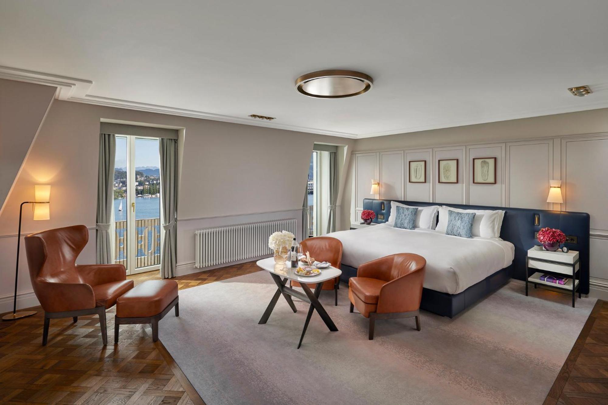 Lake View Junior Suite