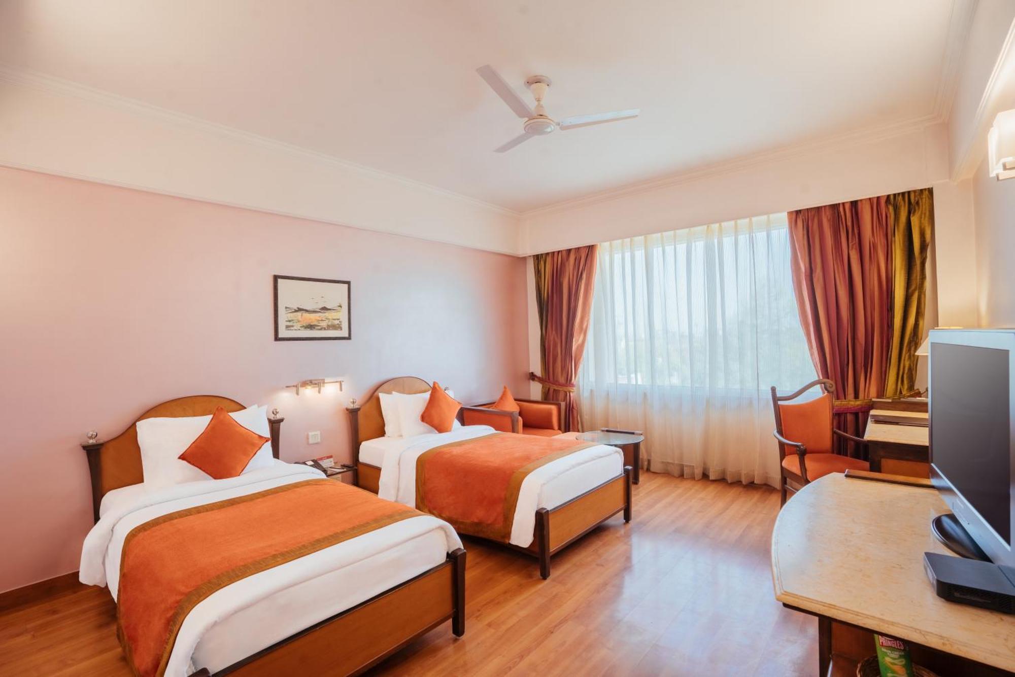Superior Twin Room,1590372905:JPEG